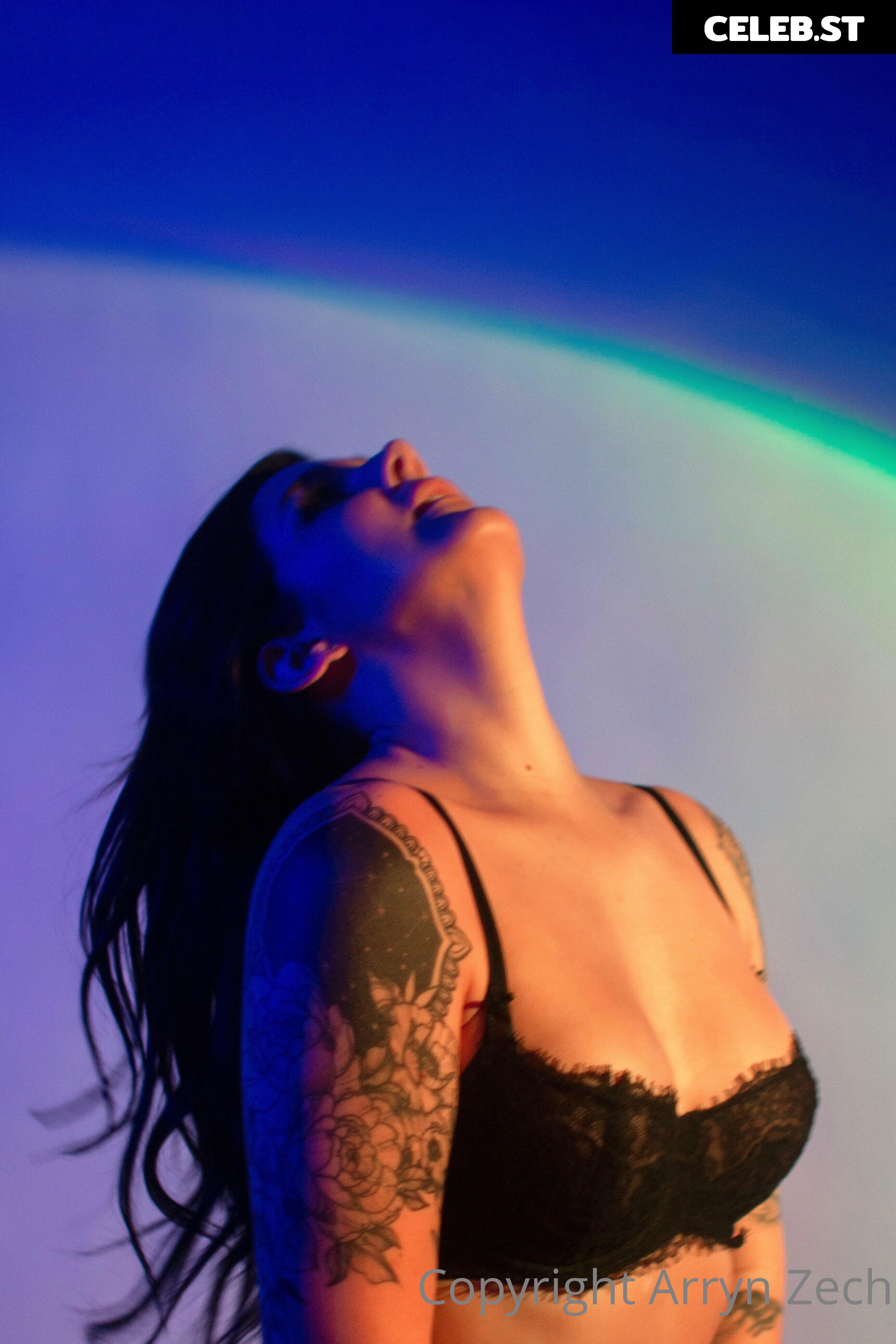 Arryn Zech Image 4124379