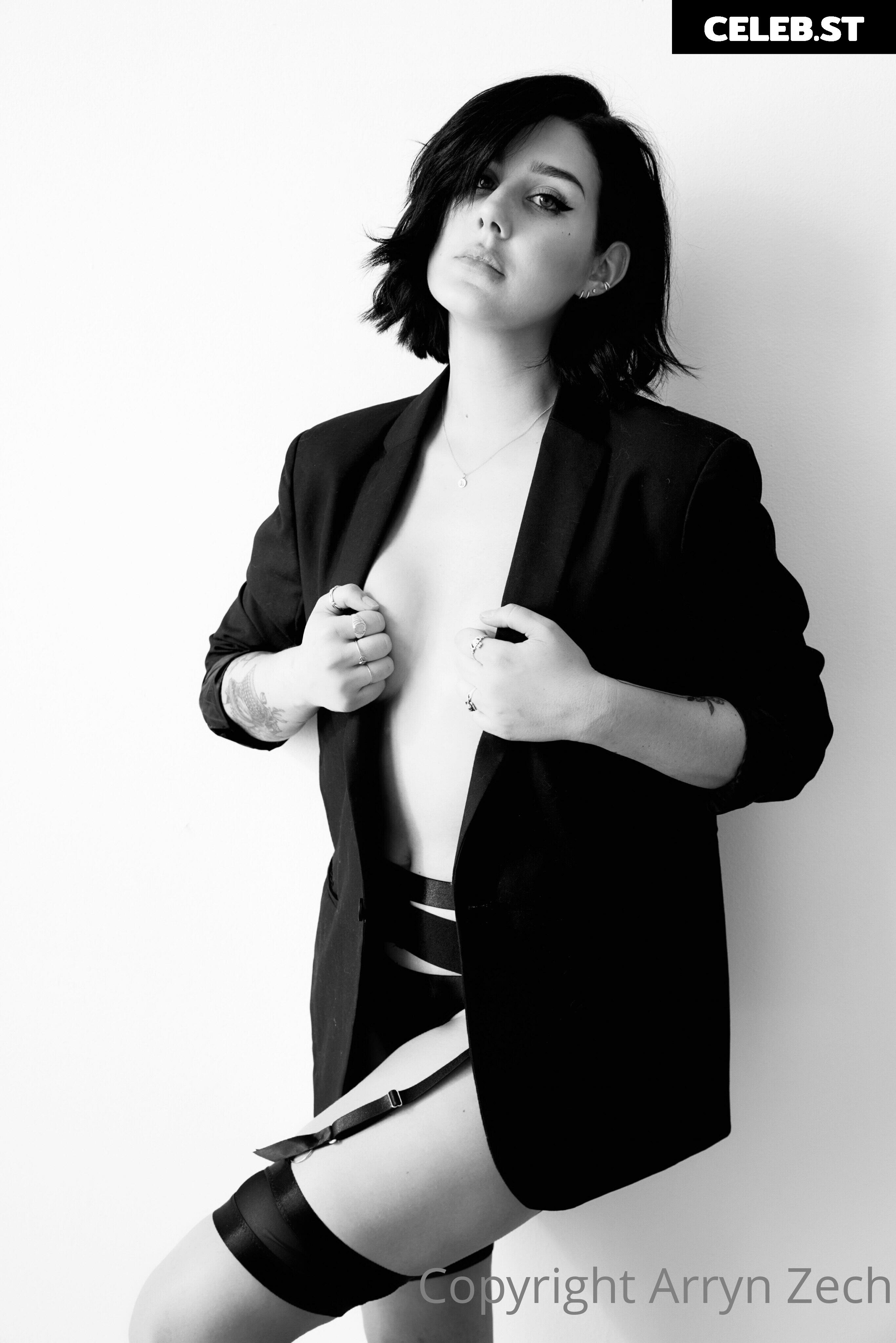 Arryn Zech Image 4121010