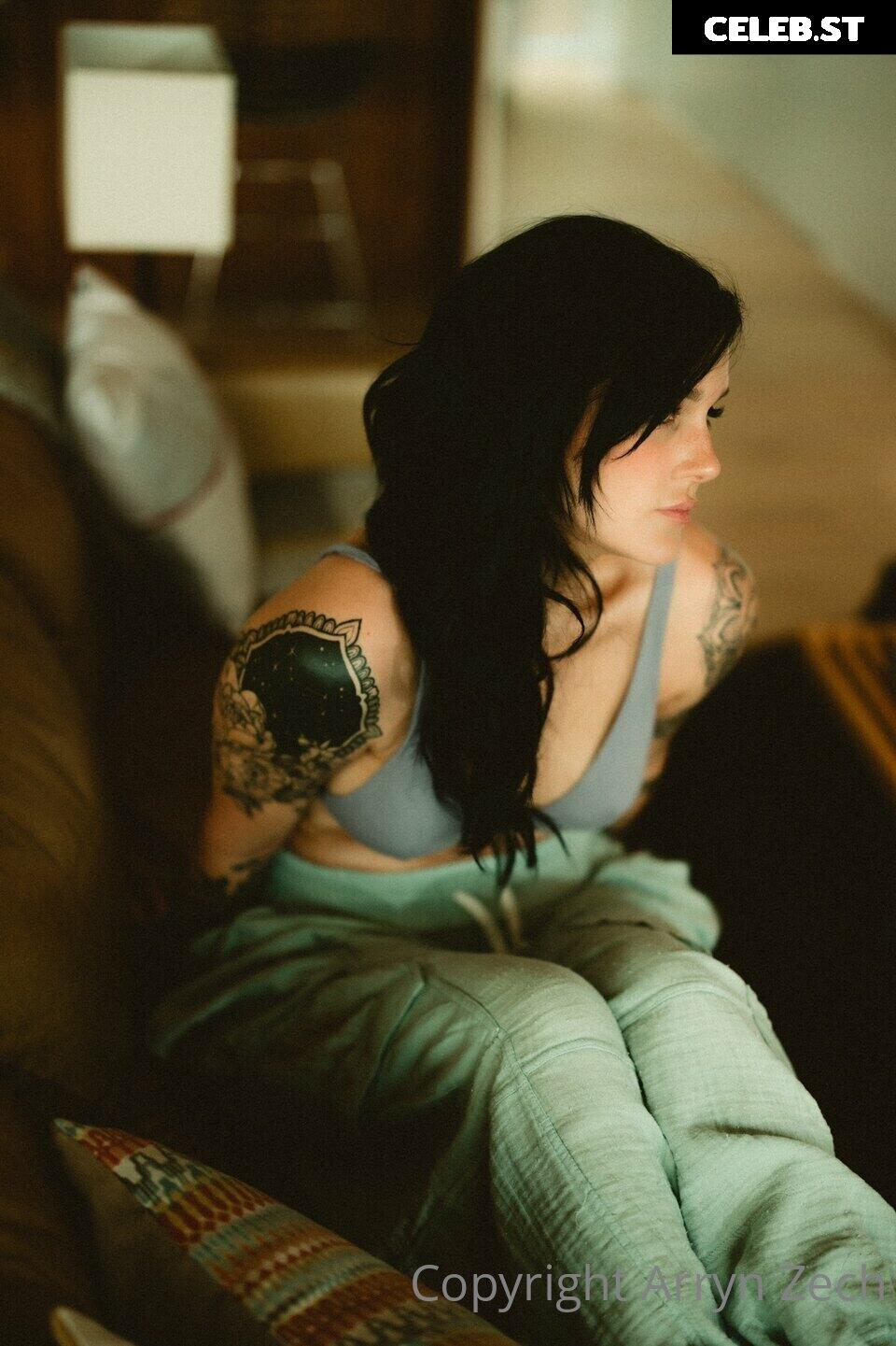 Arryn Zech Image 4128845