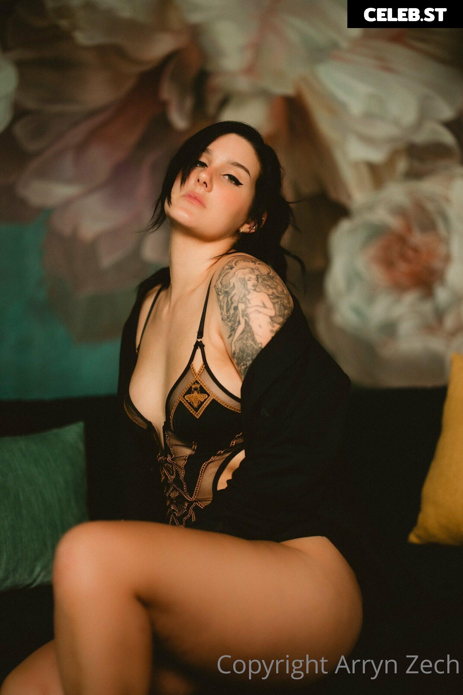 Arryn Zech Image 4128037