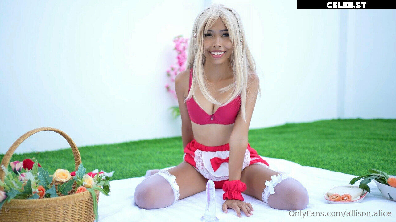 AlicexAllison Image 4113552