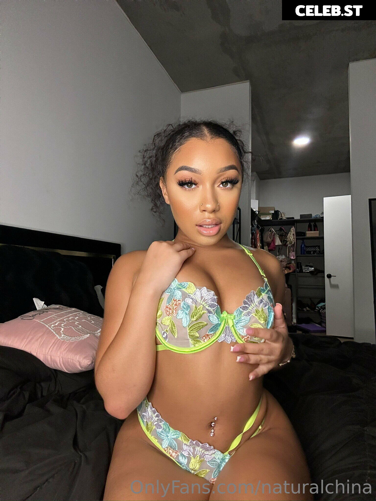 naturalchina / Bubble Booty Image 4110633