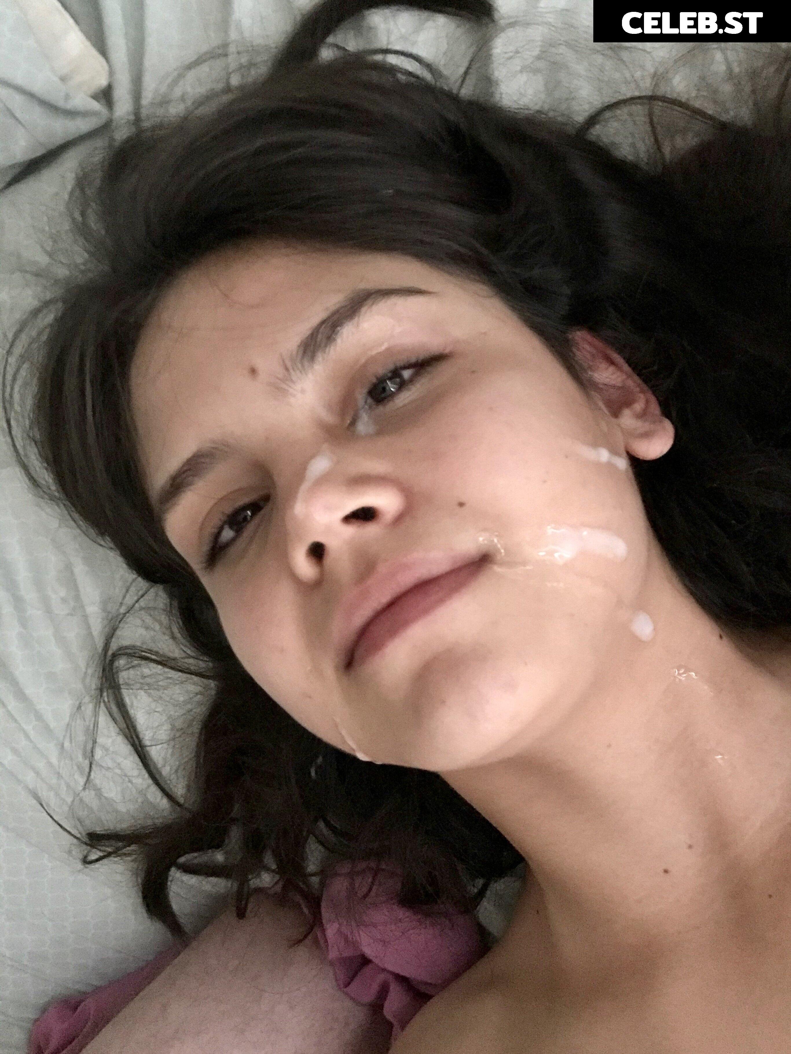 chloenoa Image 410352