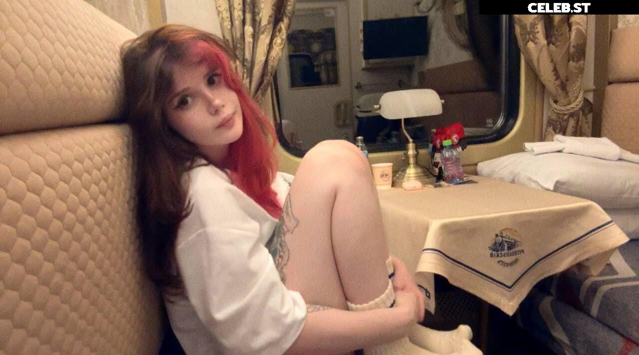 frauleinmilk / suisaiuwu Image 4295308