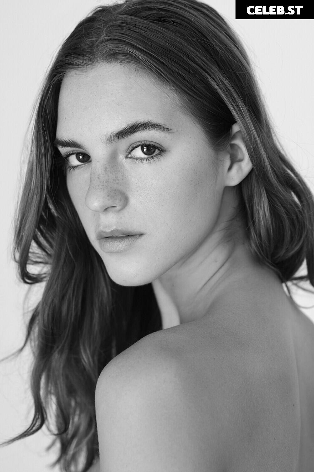 Emily Feld - emily.feld Image 4291303