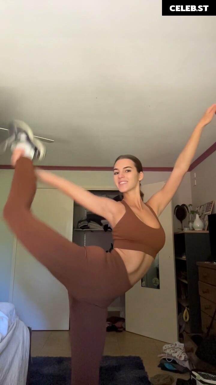 Emily Feld - emily.feld Image 4298287