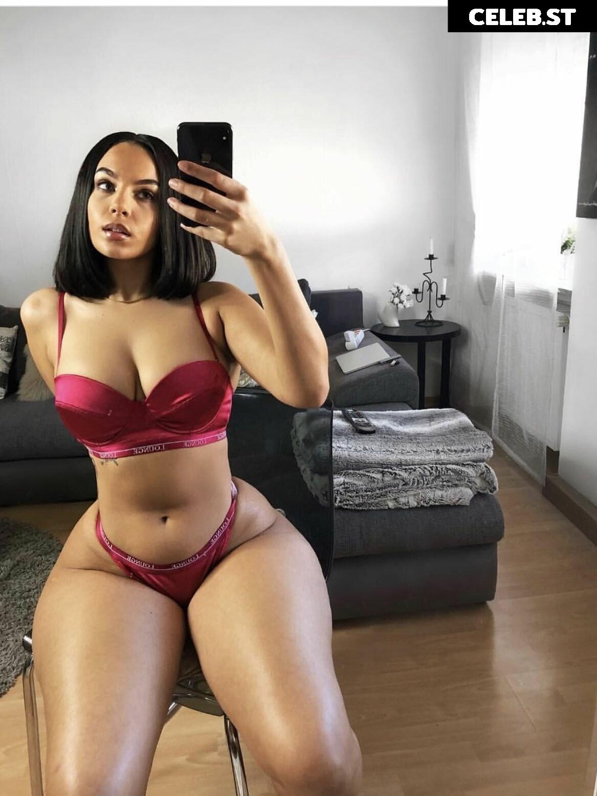 Amirah Dyme Image 428467