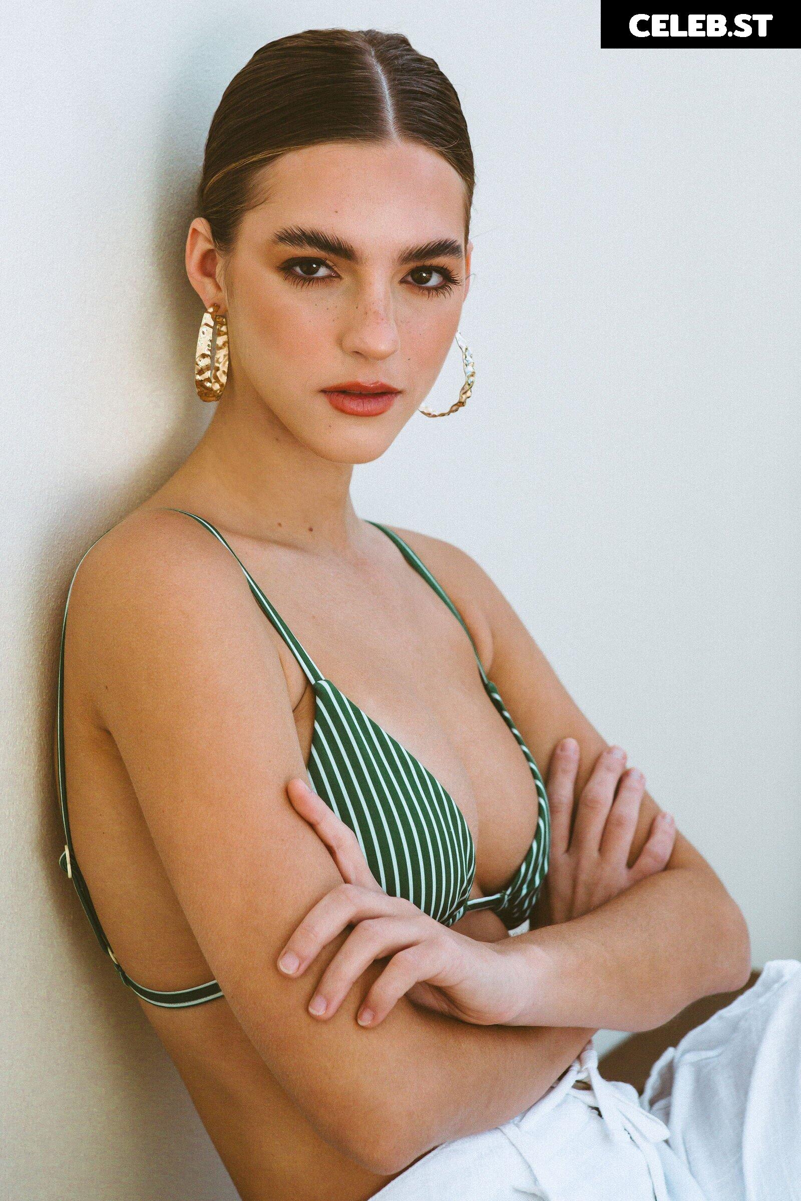 Emily Feld - emily.feld Image 4281040