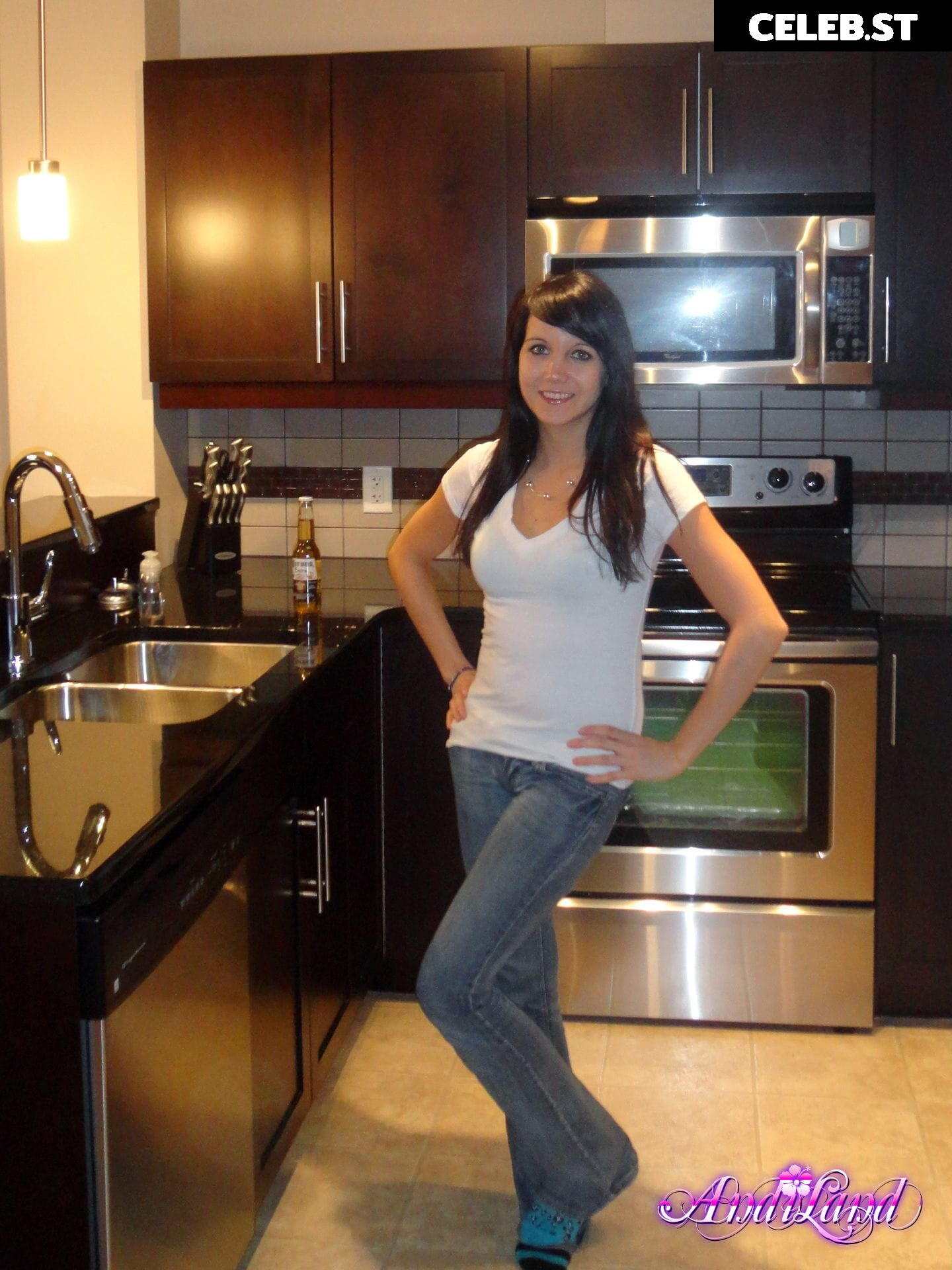 Andi Land Image 4283296