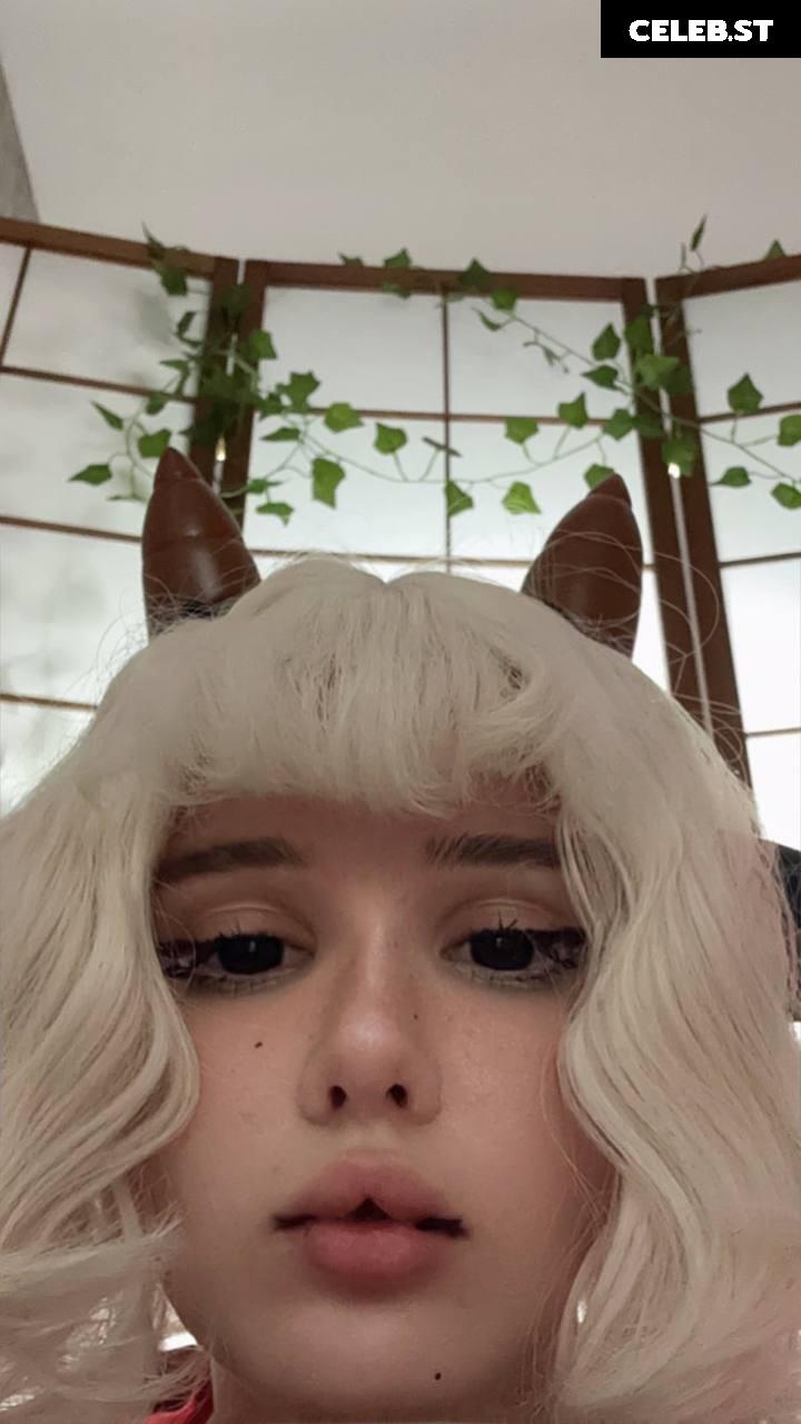 frauleinmilk / suisaiuwu Image 4280216