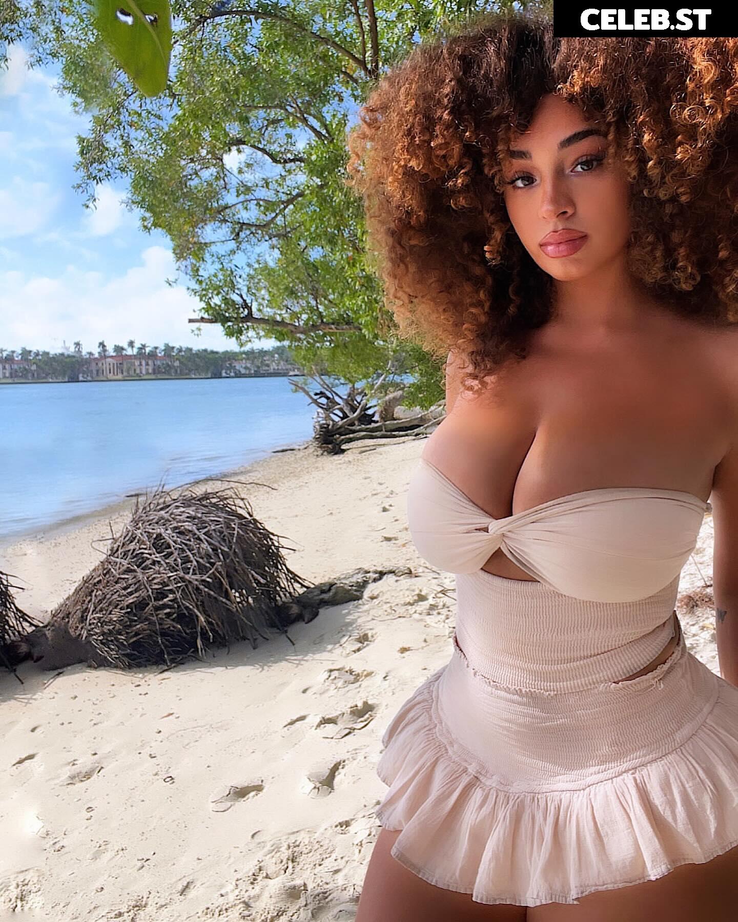 Dana Curly Image 4274813