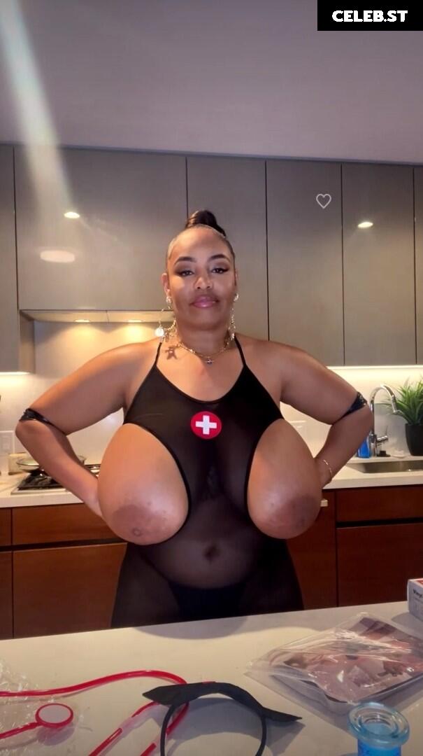 Persephanii | Stephanie Nelson Image 4273809