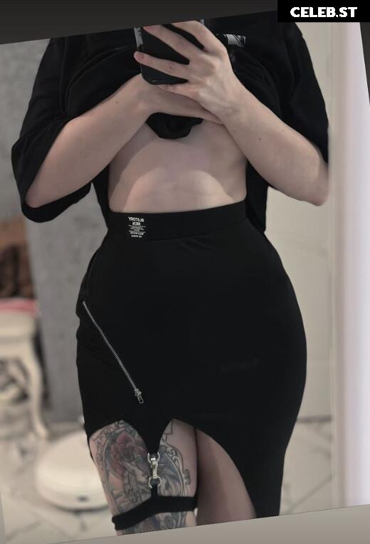 frauleinmilk / suisaiuwu Image 4278429