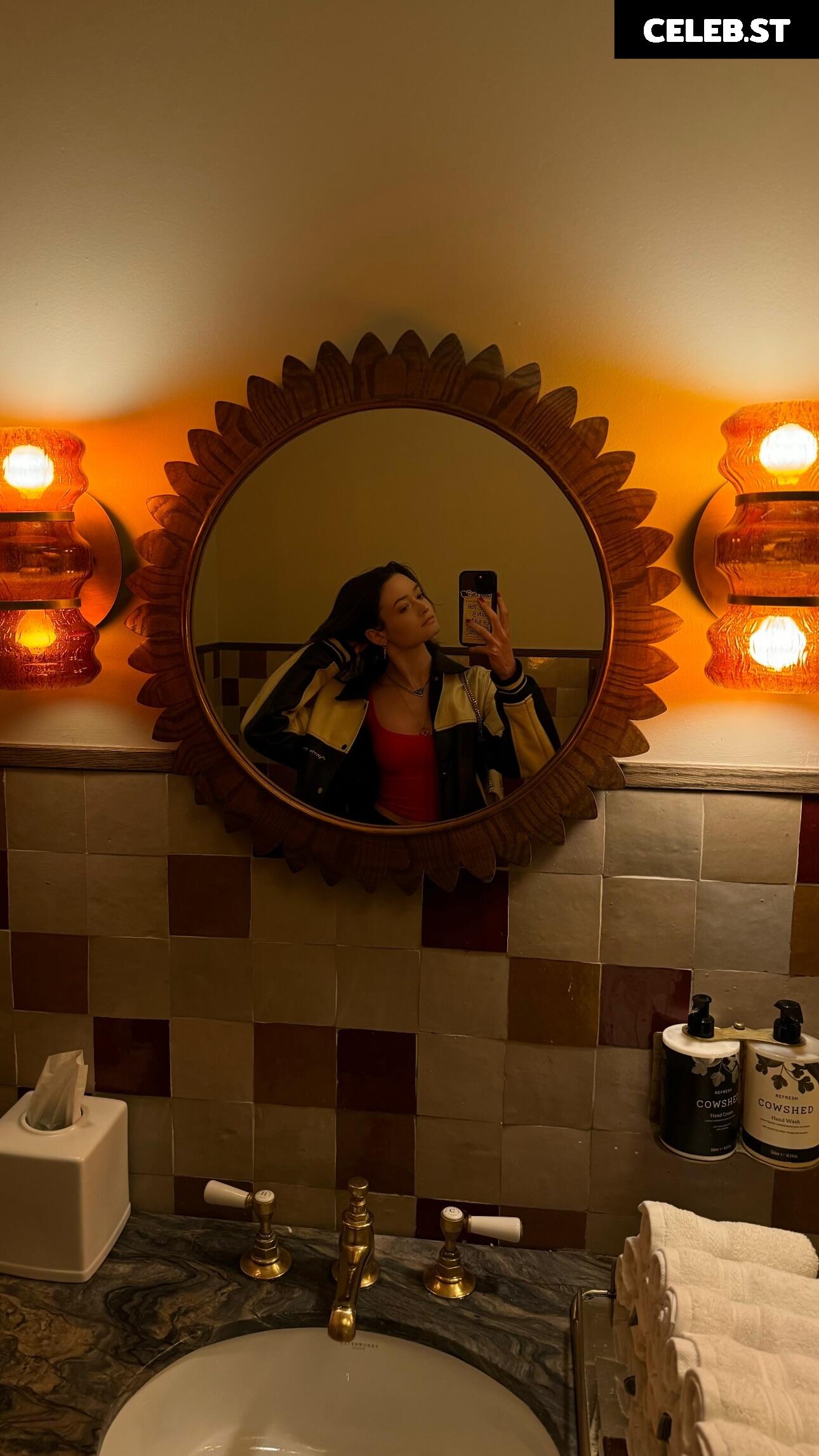 caitlinerinoneill Image 4266539