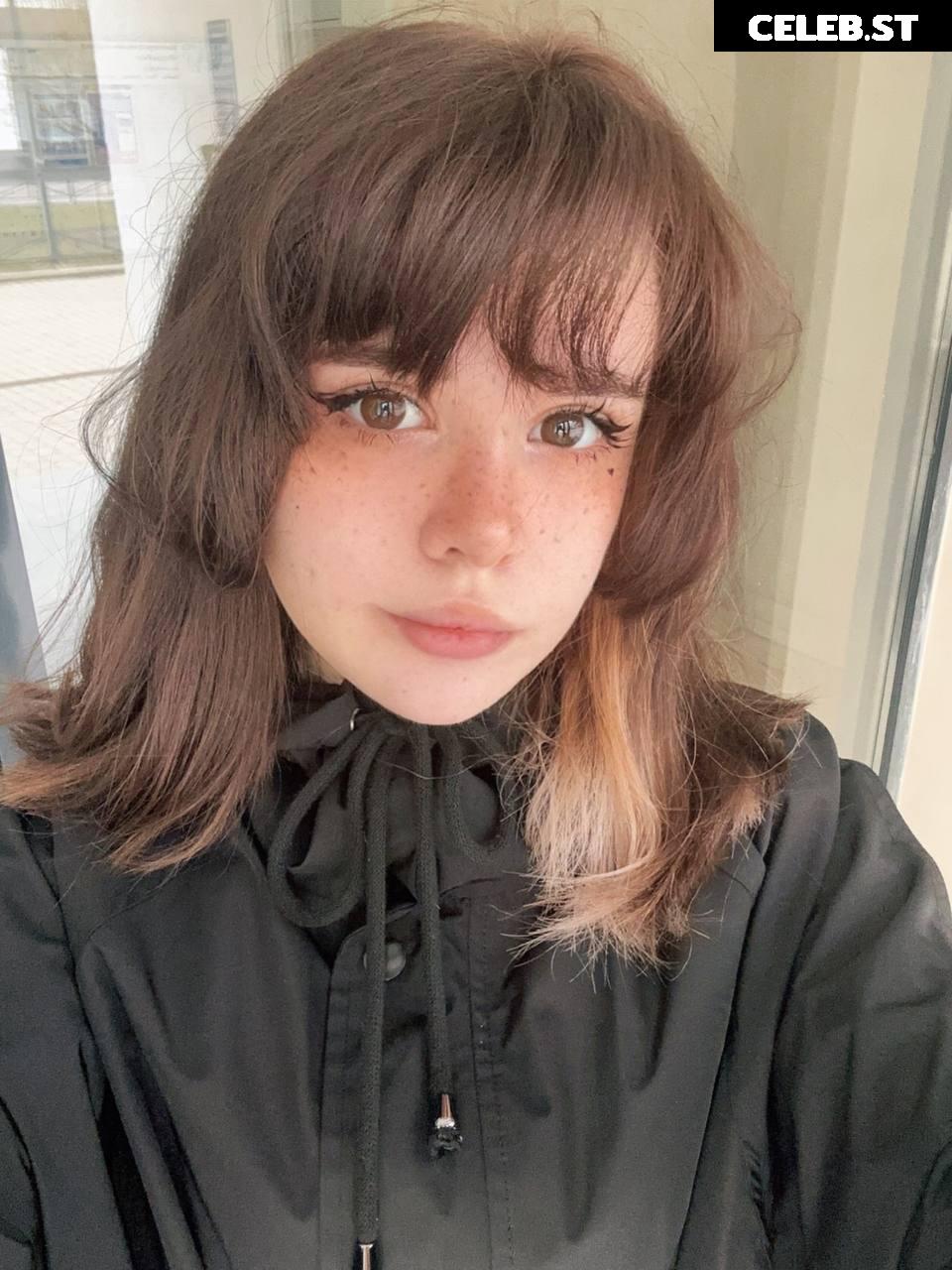 frauleinmilk / suisaiuwu Image 4267067