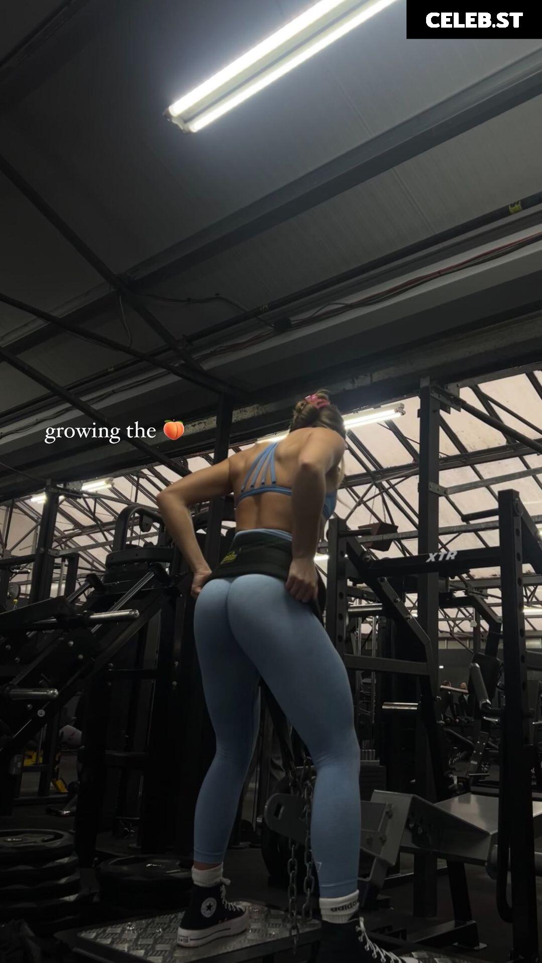 Tia Collins Image 4264598