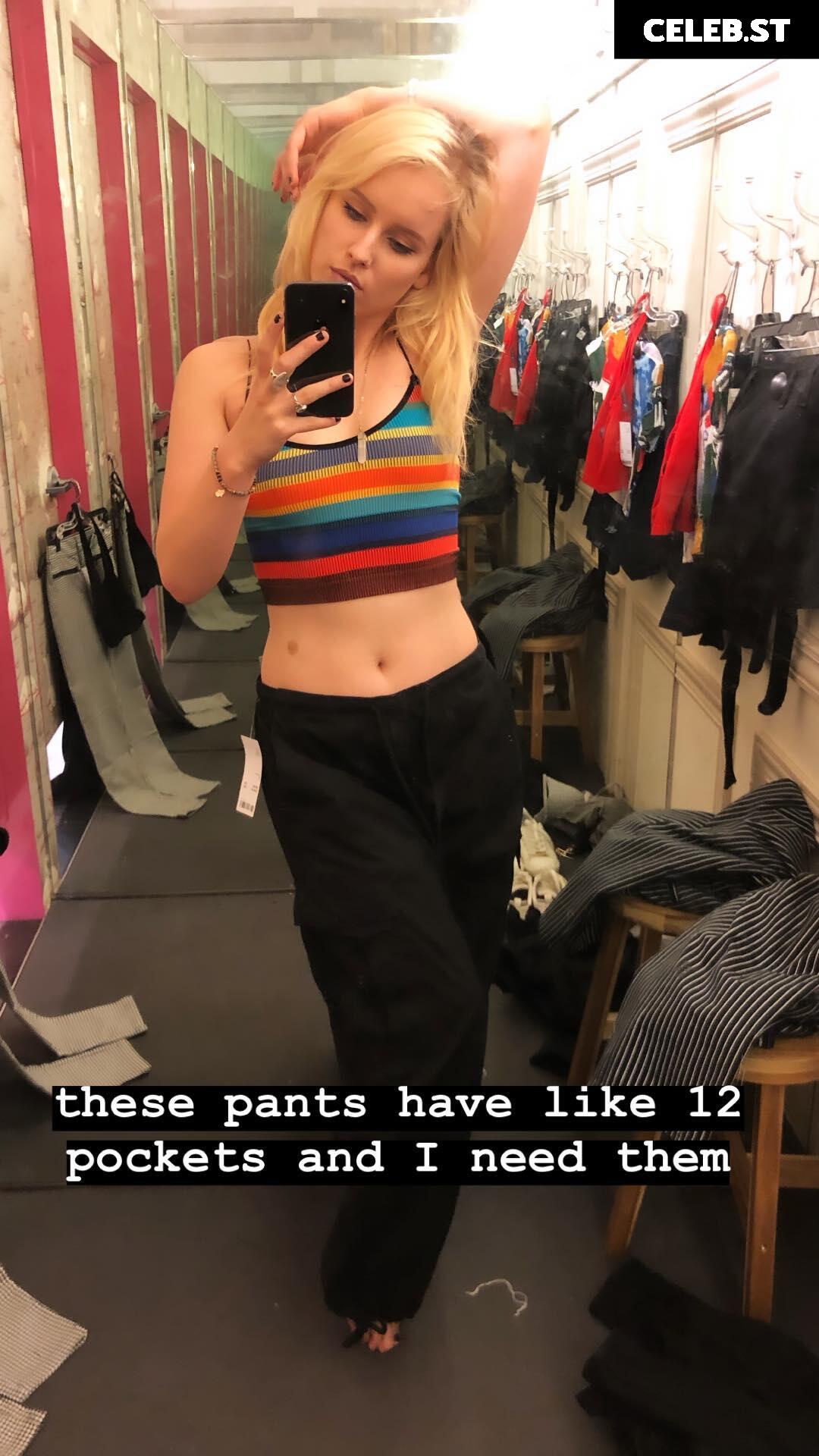 Sonja Reid aka OMGitsfirefoxx Image 4255624