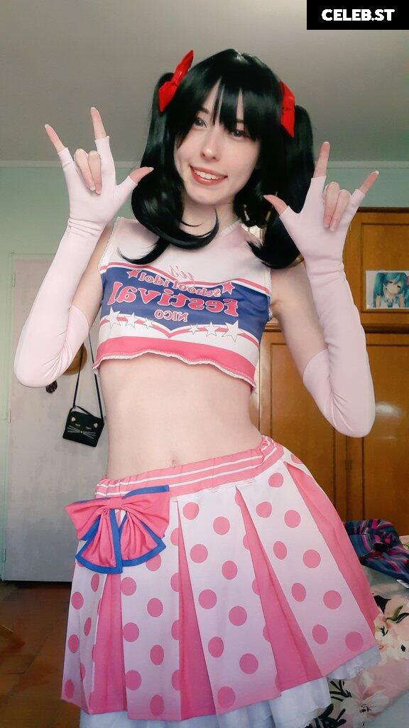 Kiki Glitter Cosplay Image 4256540
