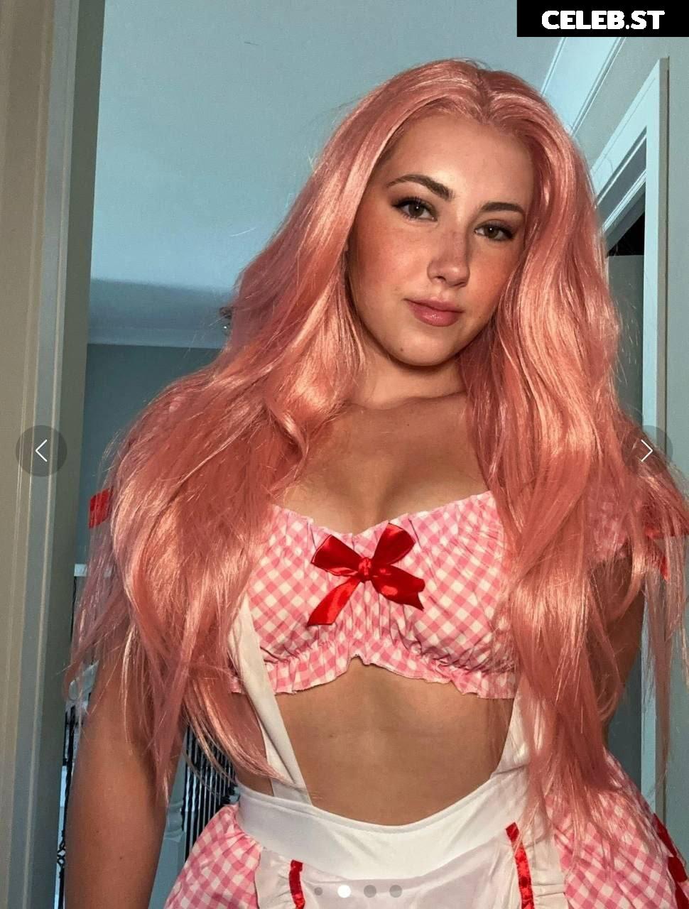 Pineapplebrat / Alice Klomp Image 4256493