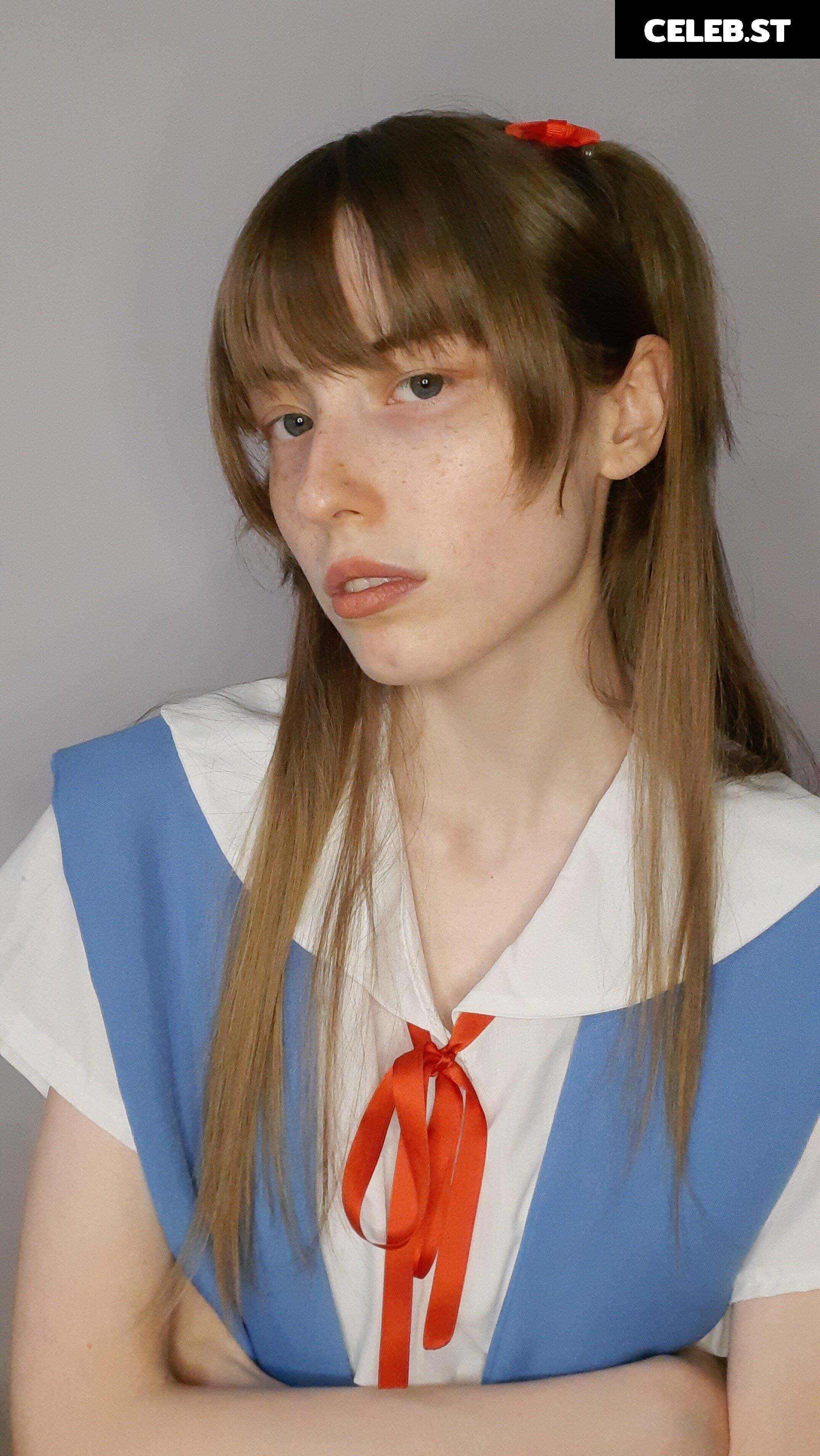Kiki Glitter Cosplay Image 4256654