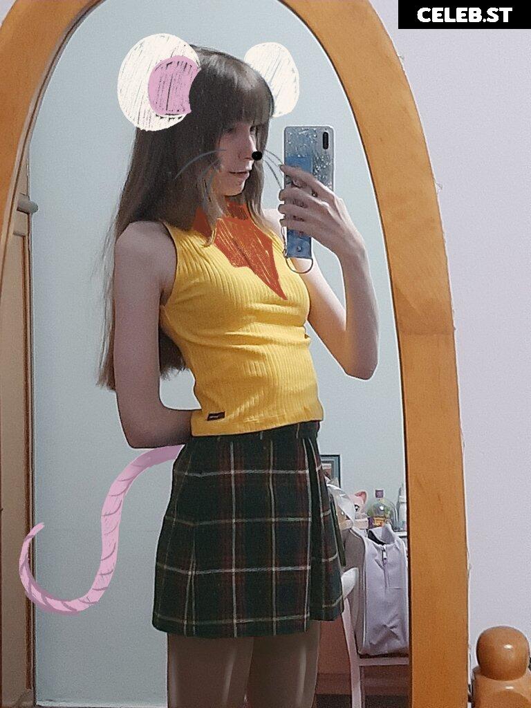 Kiki Glitter Cosplay Image 4254589