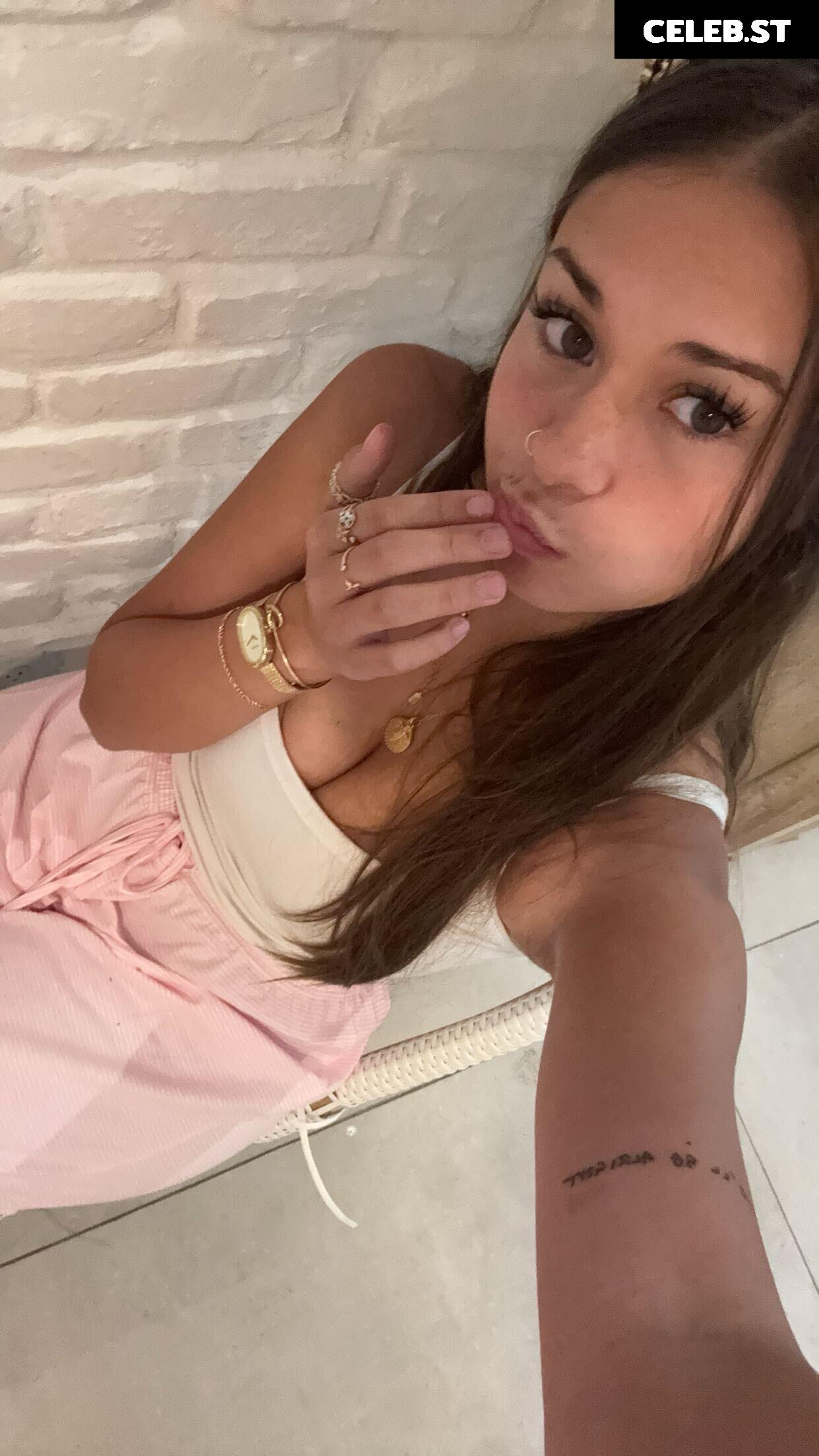 Malayaax - Sophieraiin Image 4247917