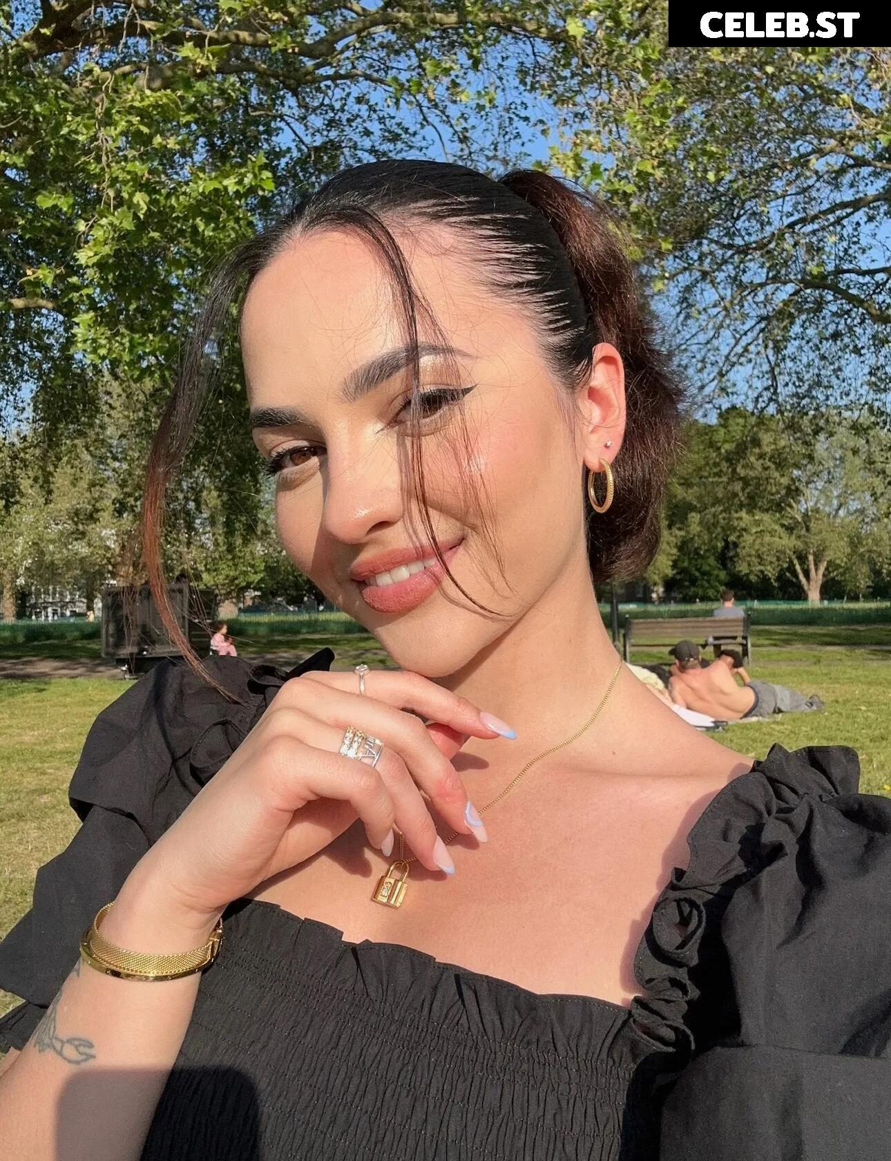 Miaxmon Image 4249005