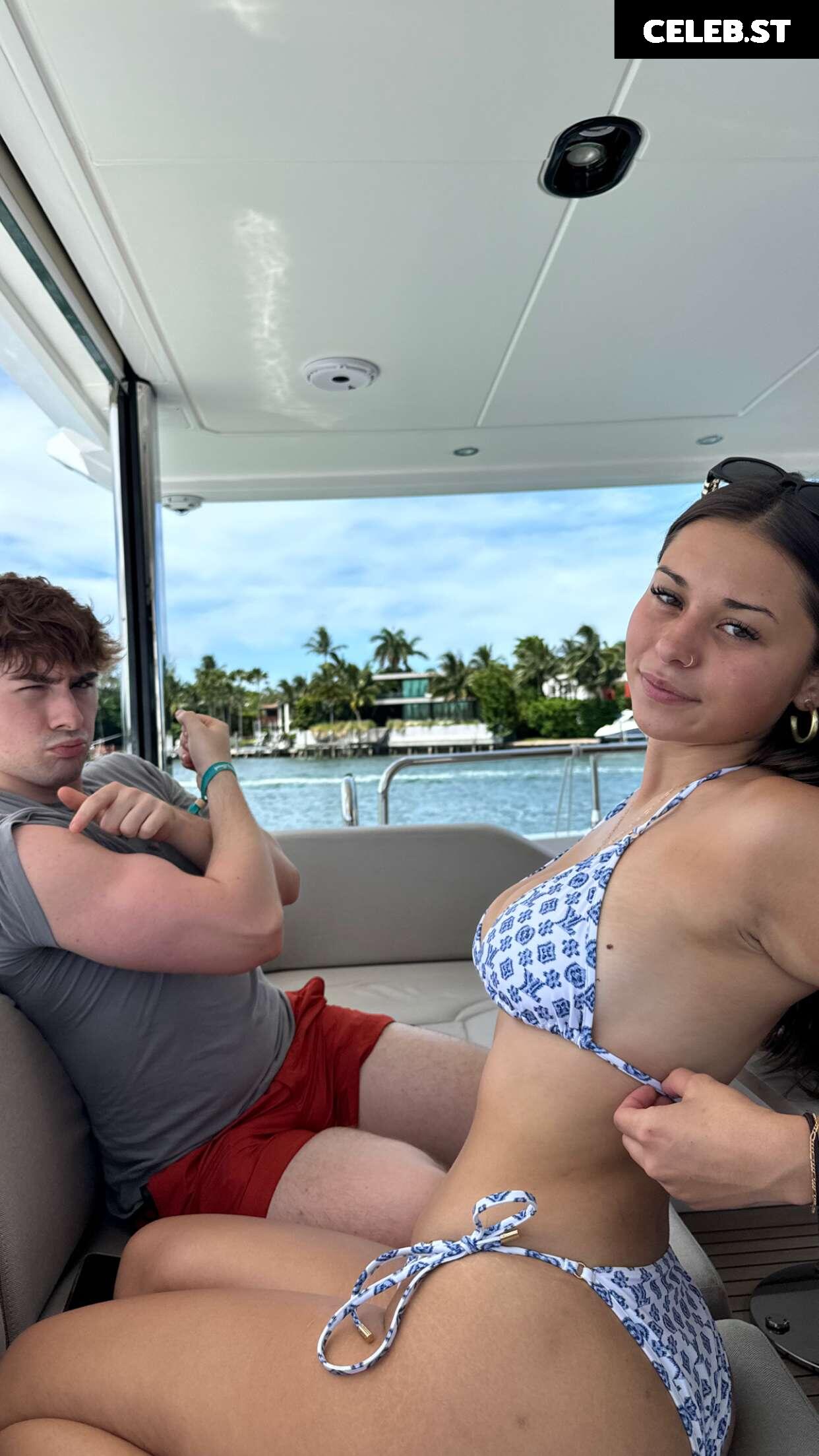 Malayaax - Sophieraiin Image 4248730