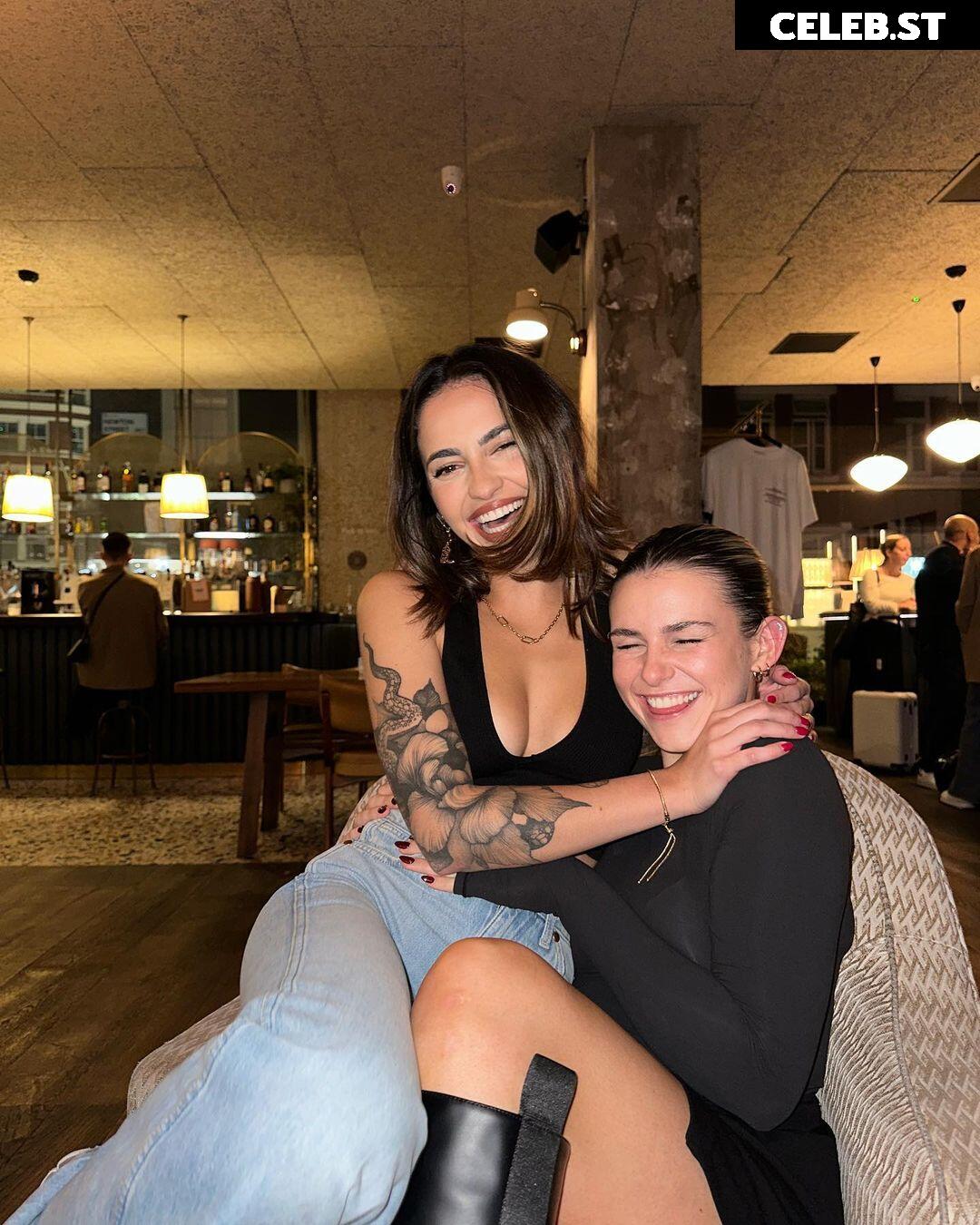 Miaxmon Image 4248727