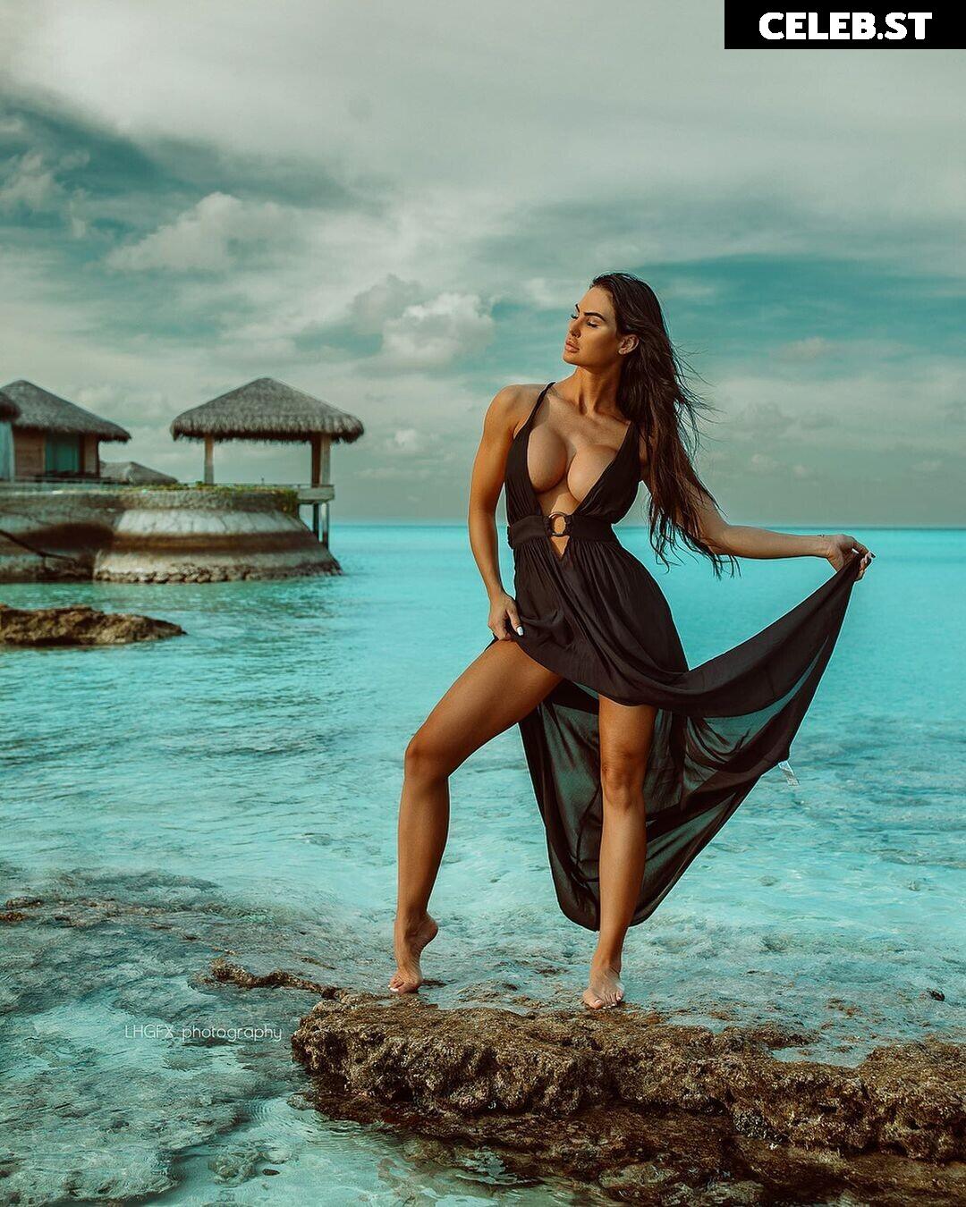 Katelyn Runck Image 4234606