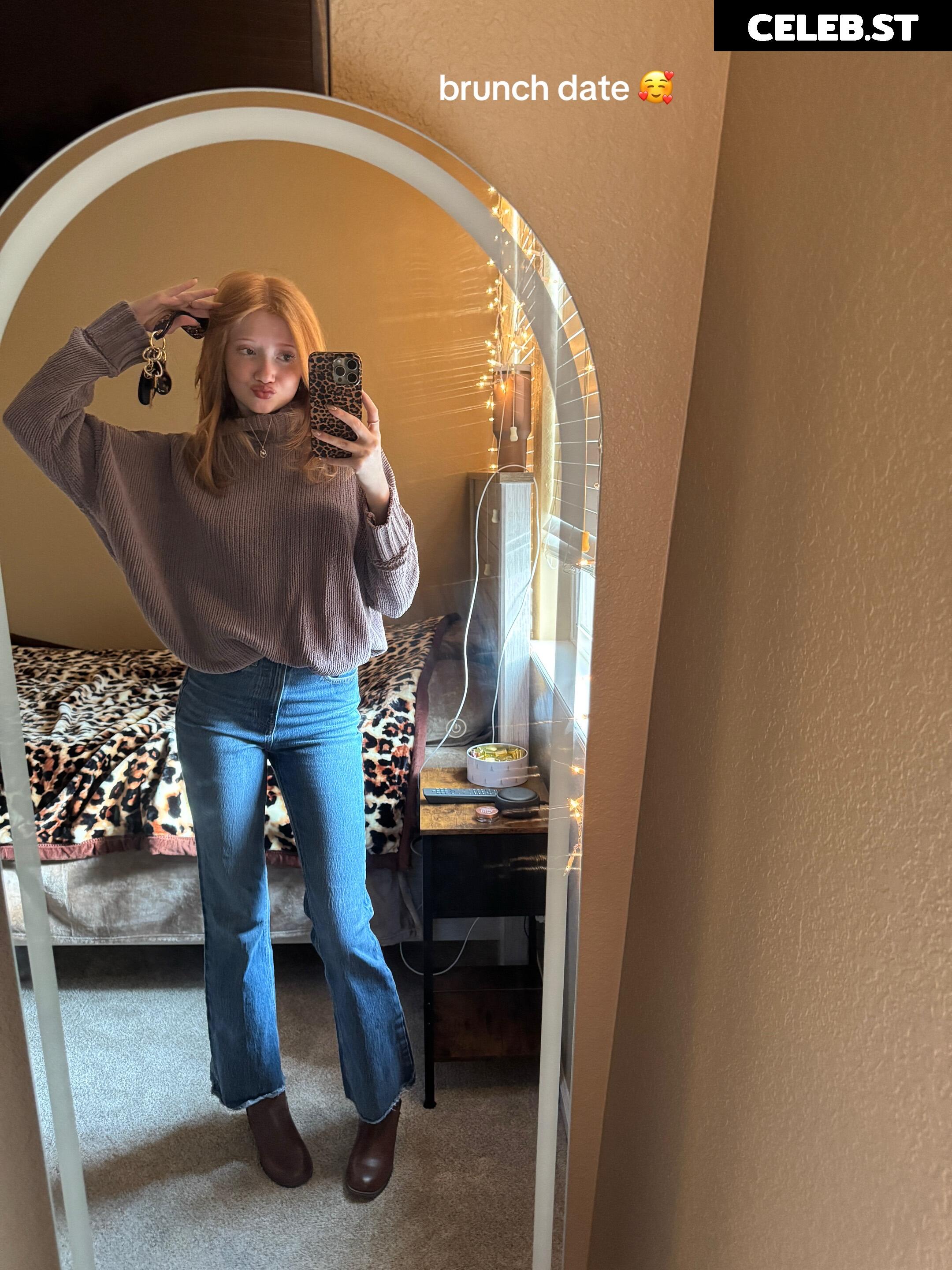 Makenna Kelly / Lifewithmak Image 4239420
