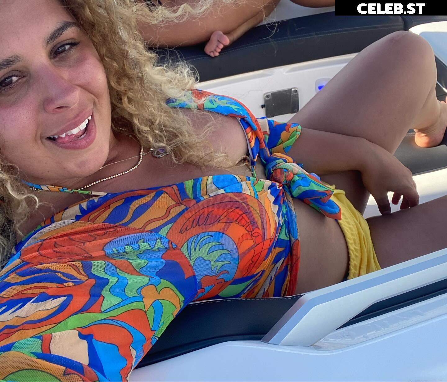 JustYeliz Image 4225563