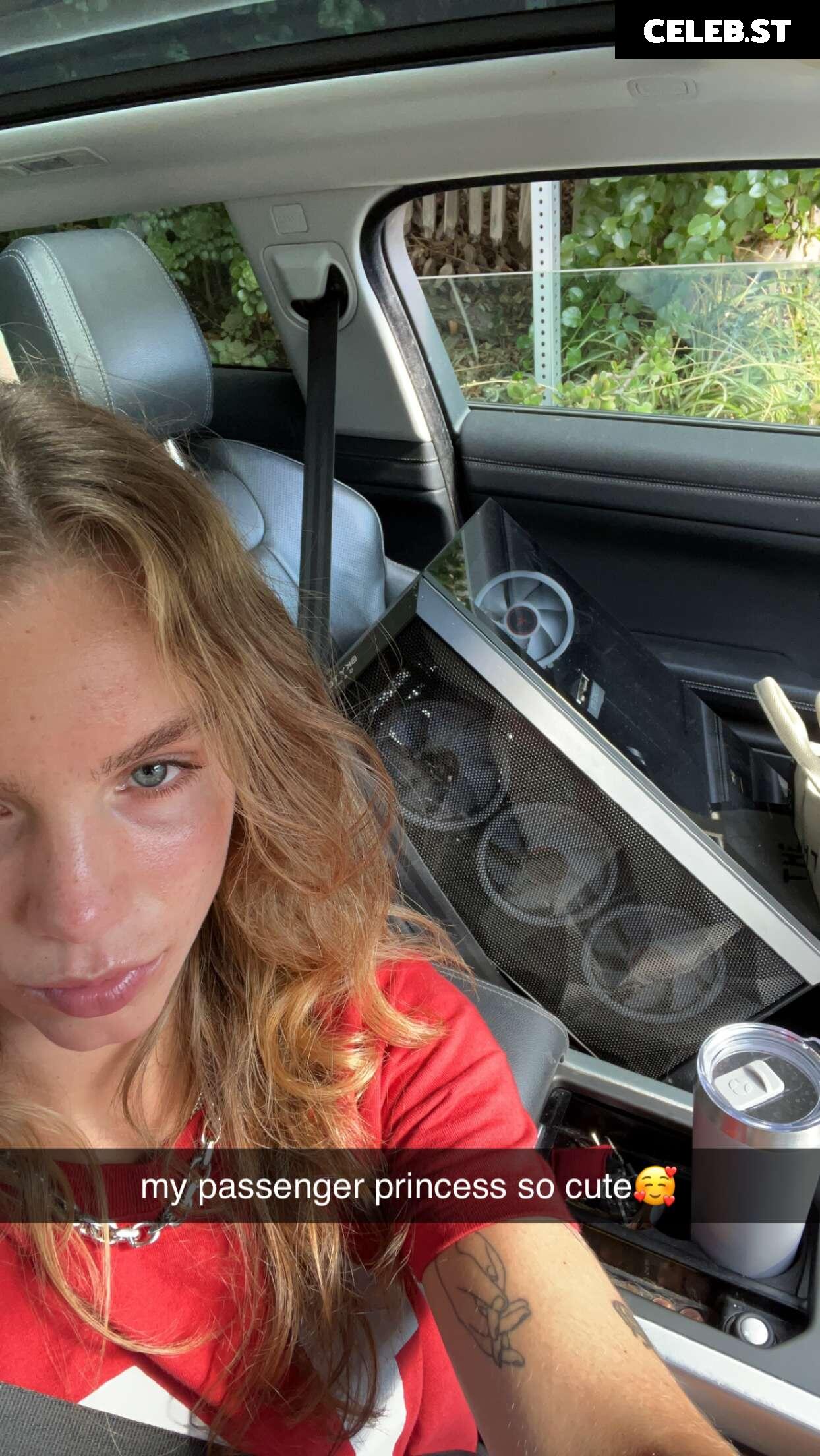 Anna Shumate / Annabananaxdddd Image 4224801