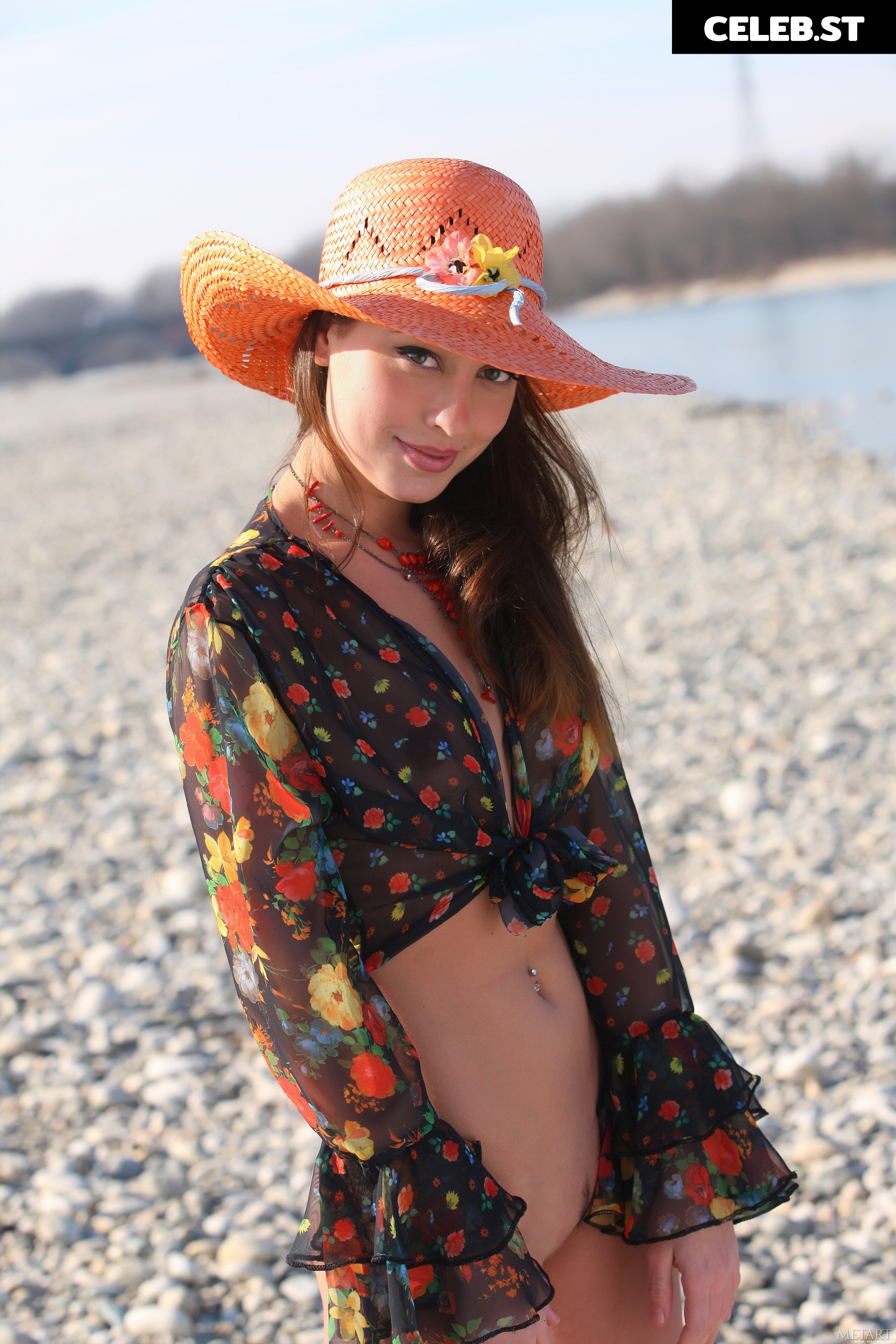 Lorena Image 4224135