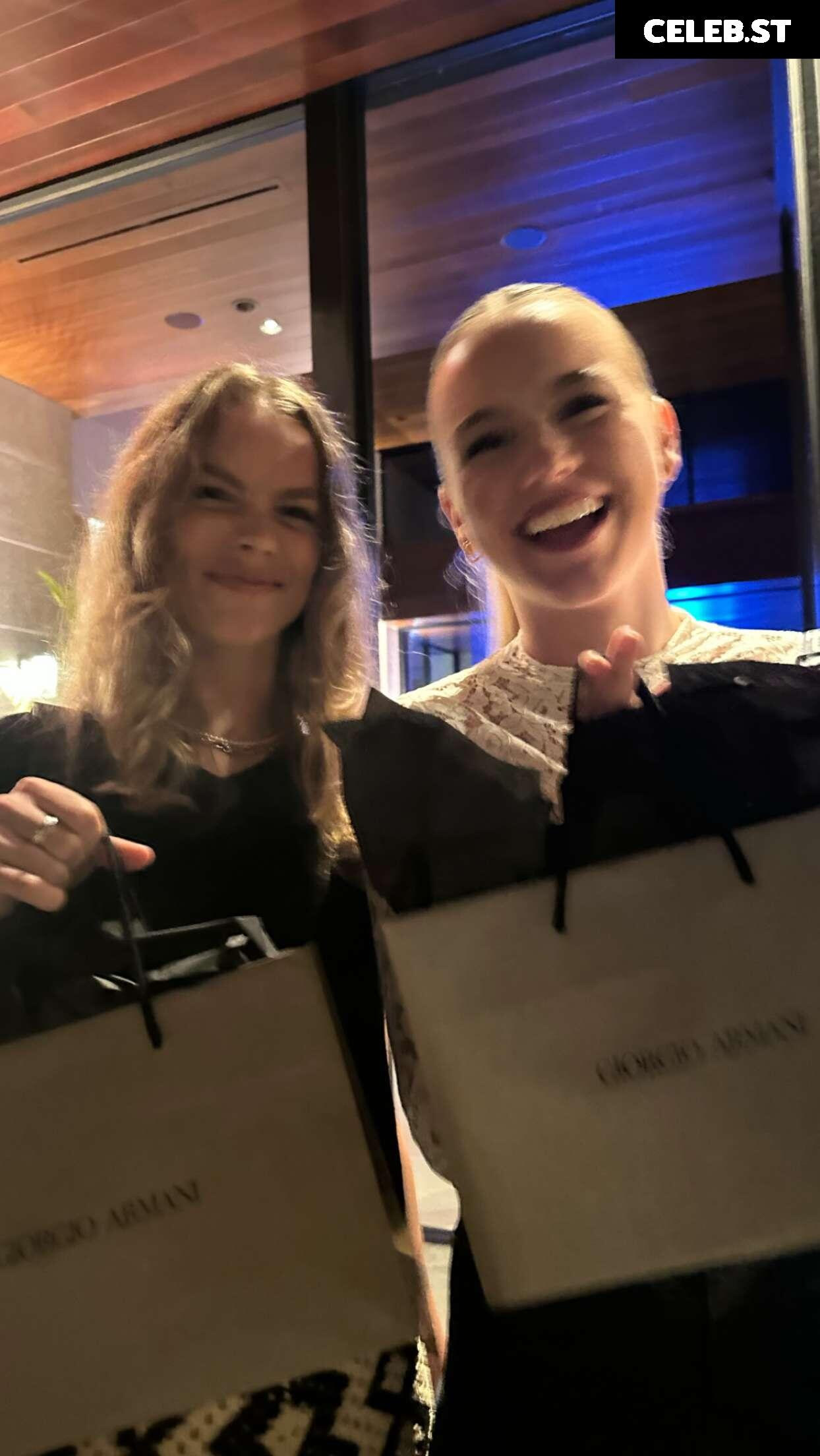 Anna Shumate / Annabananaxdddd Image 4221521