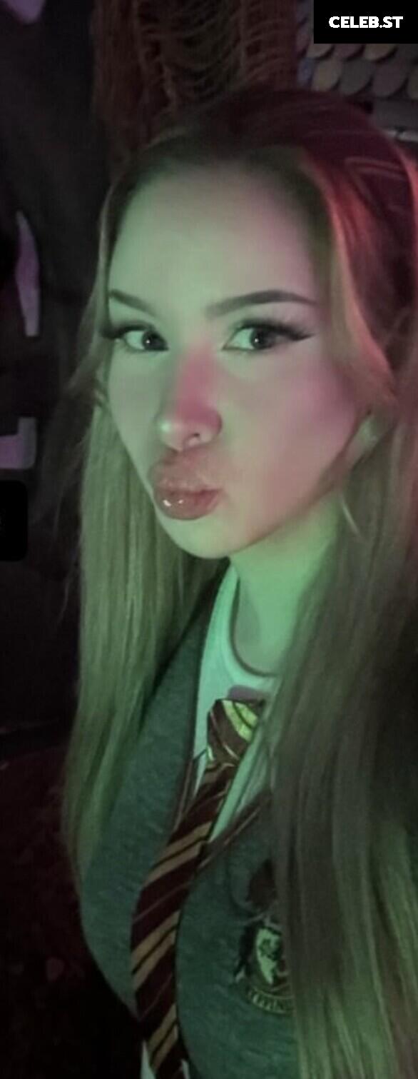 Izzy G (pnkysparkles) Image 4221089