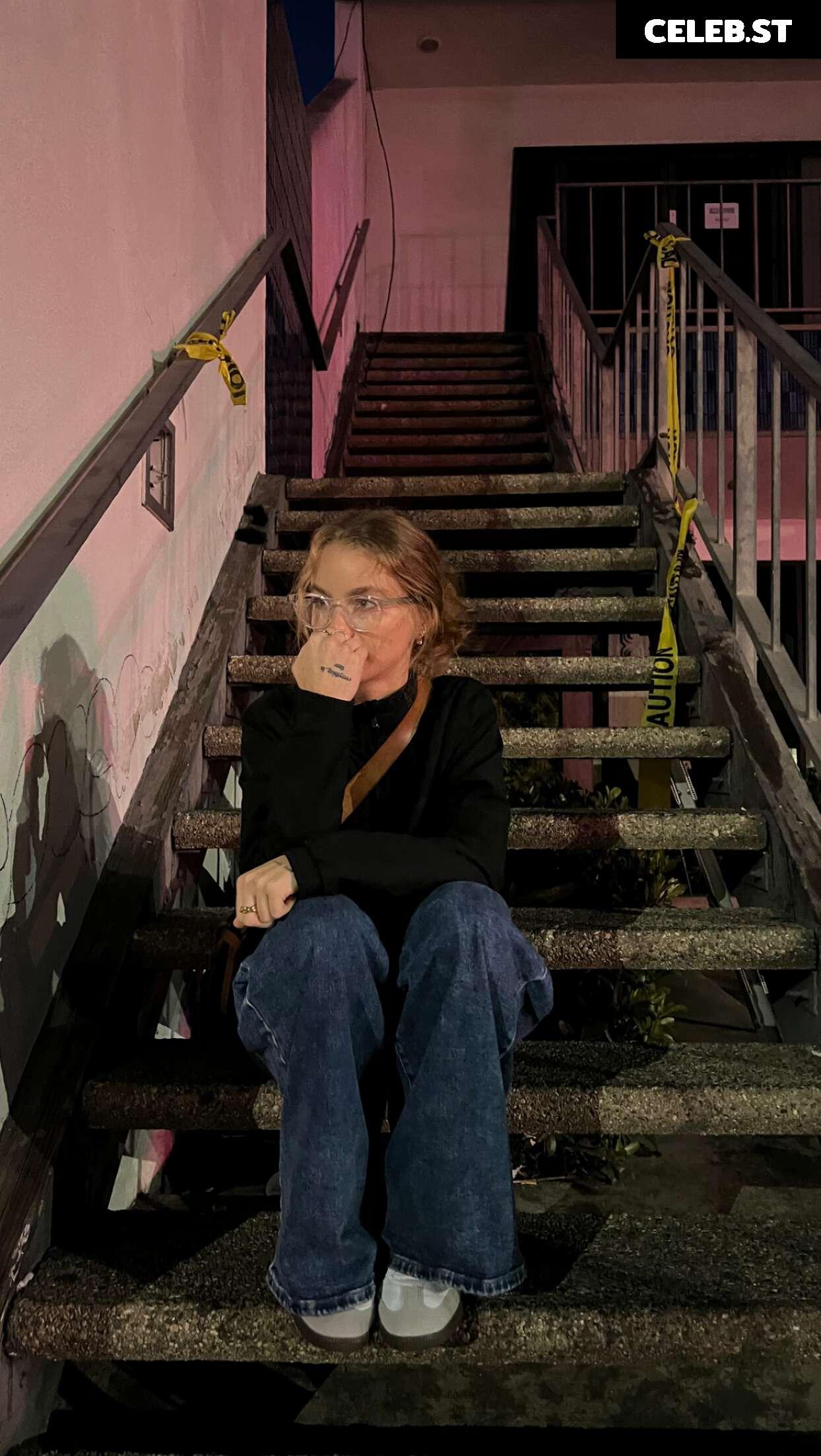 Anna Shumate / Annabananaxdddd Image 4220605