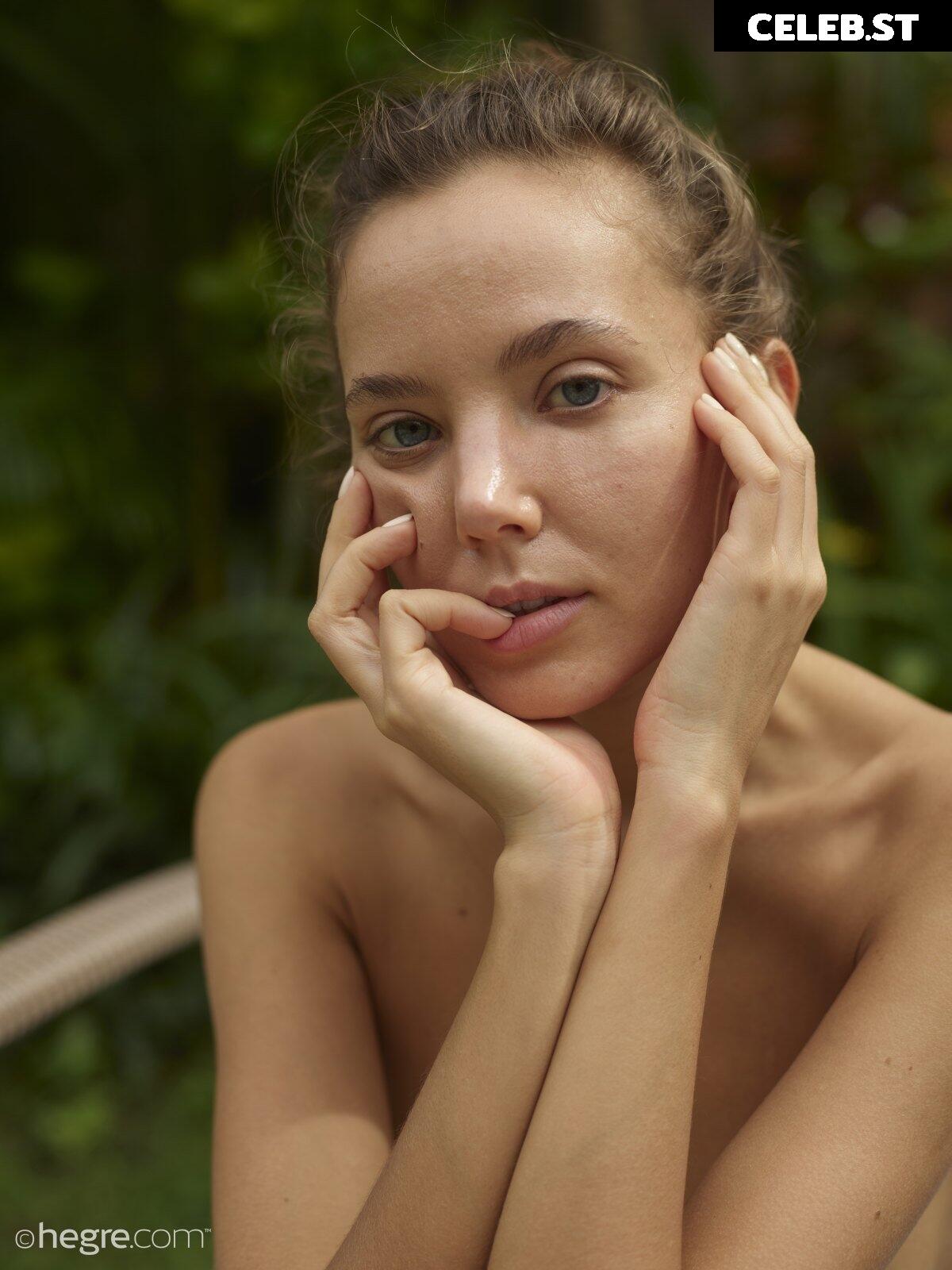 Katya Clover Image 4217518