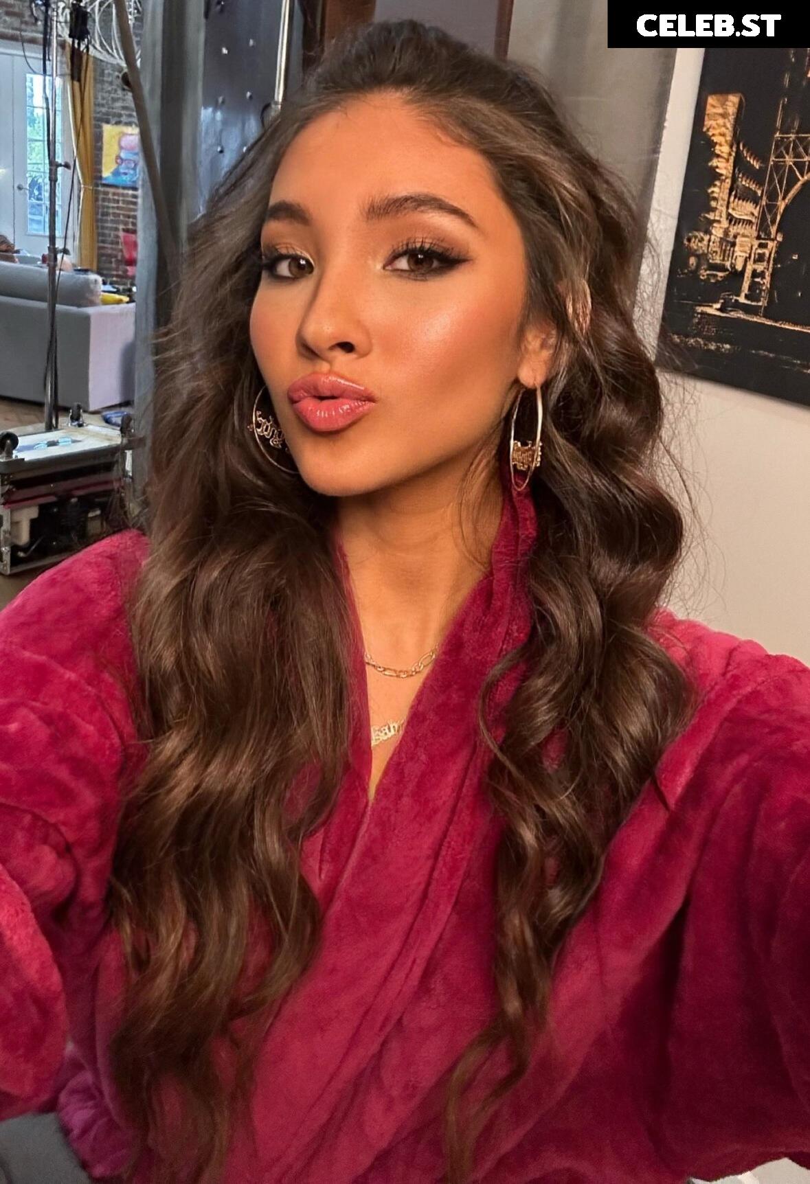 Haley Gosserand Image 4219055