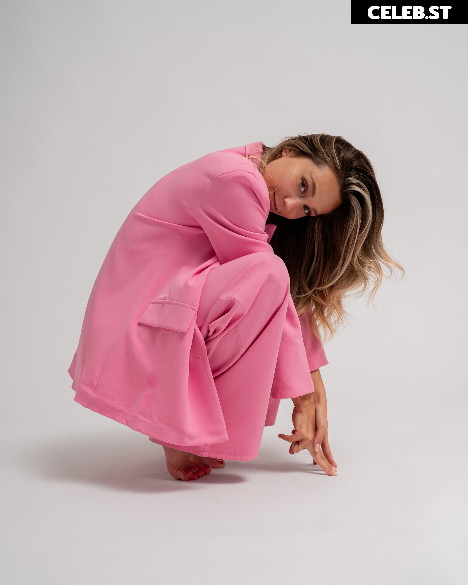 Alison Cossenet Image 4218604