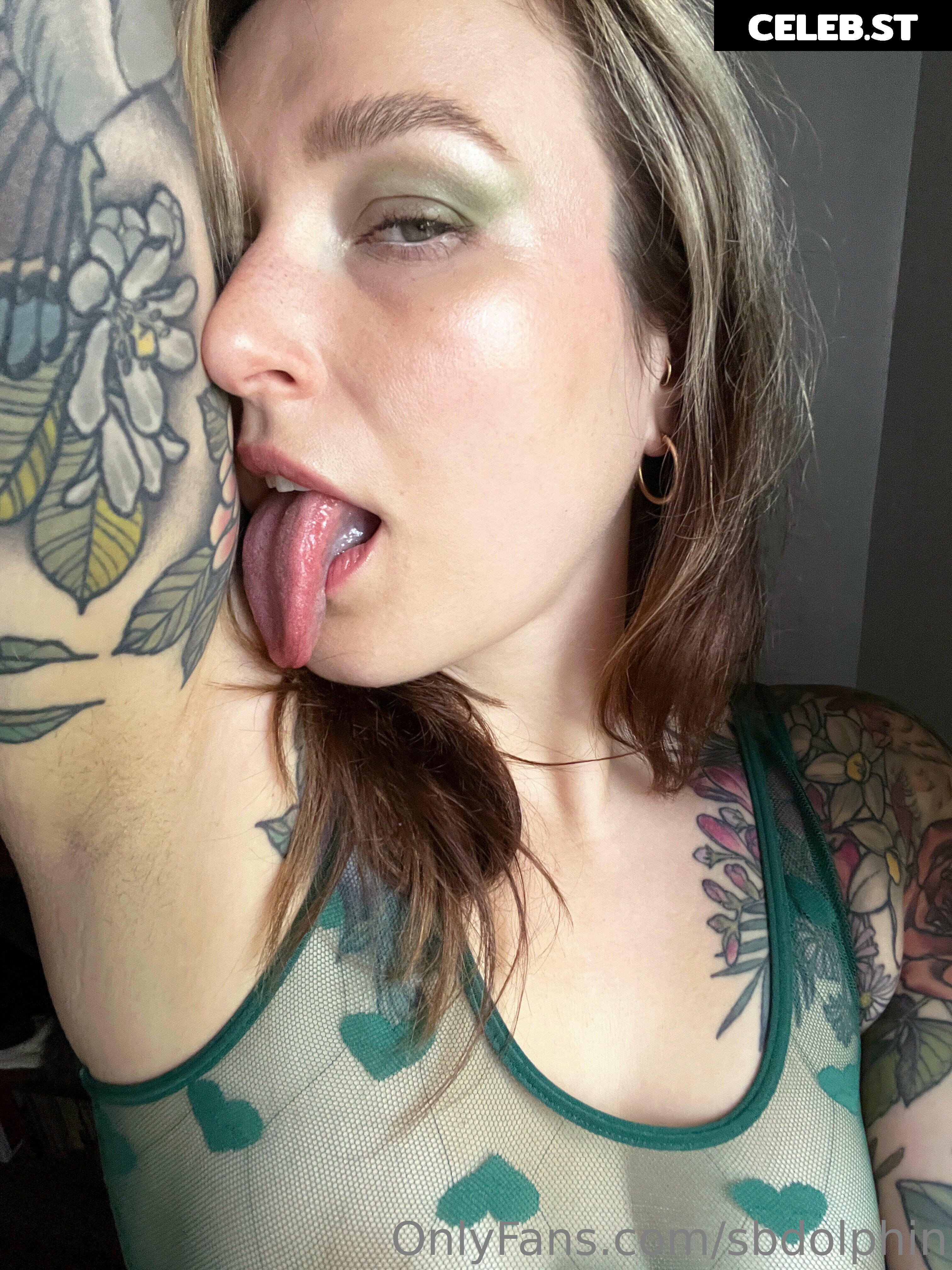 Bunny Barnett / thedolphingirl Image 420540