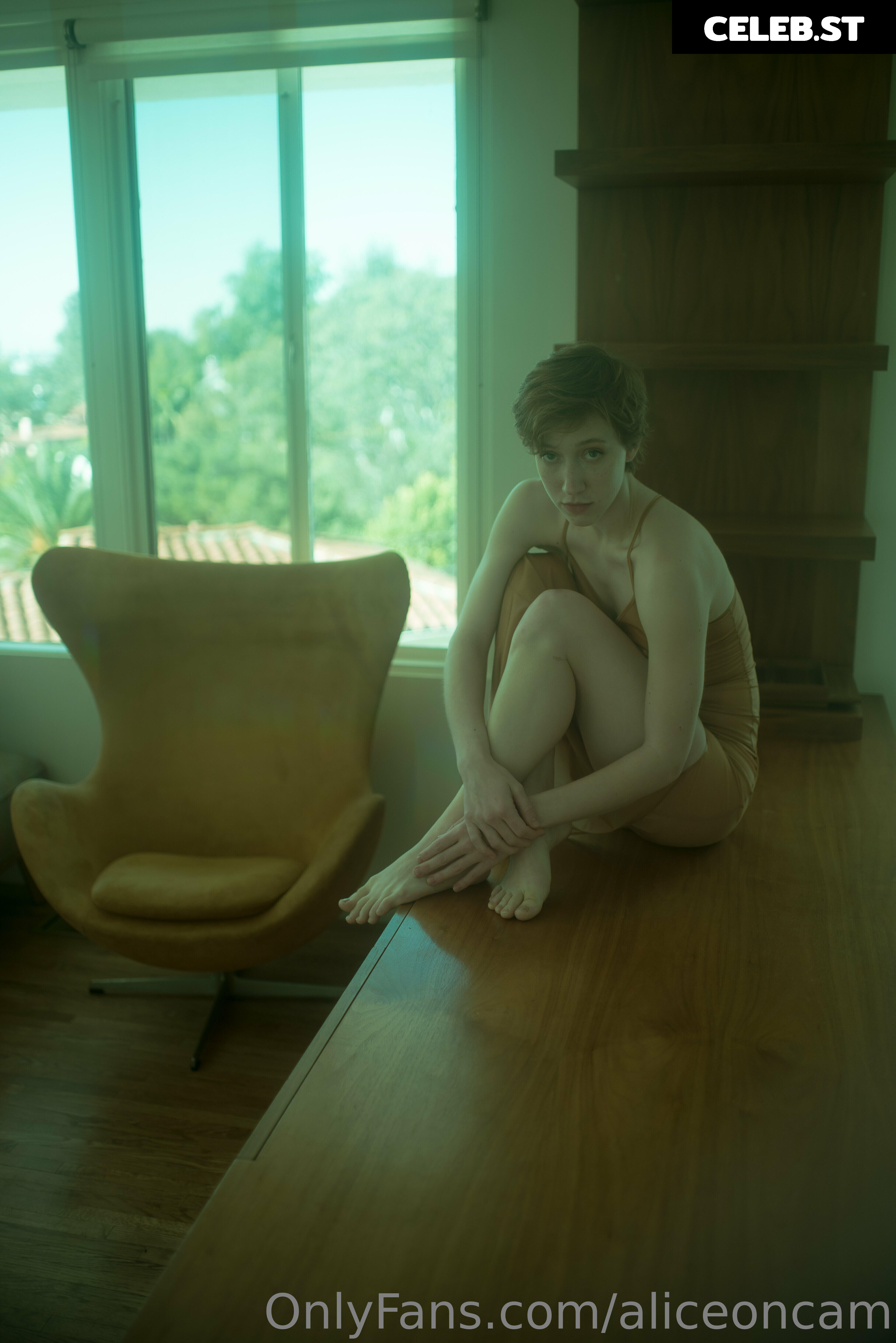 Alice White / AliceOnCam Image 4203179