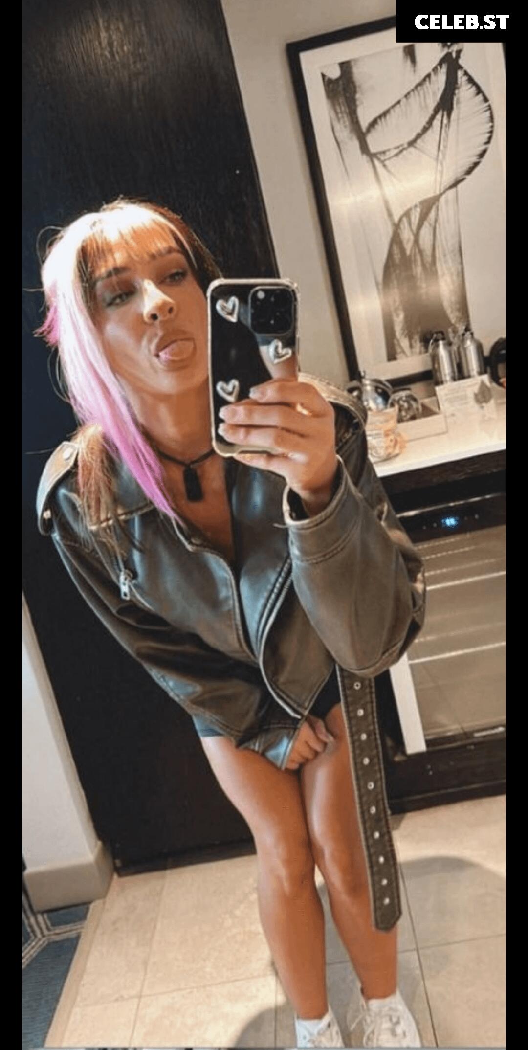 Dakota Kai Image 4395294