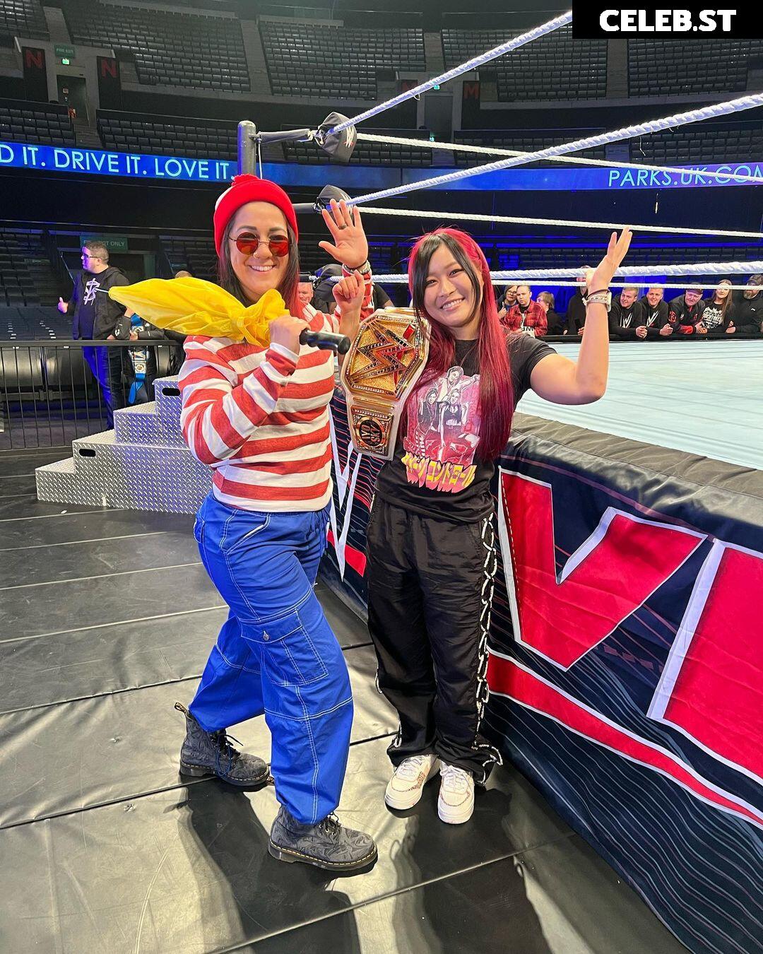 WWE Bayley / Davina Rose / Pamela Rose Martinez Image 4395985