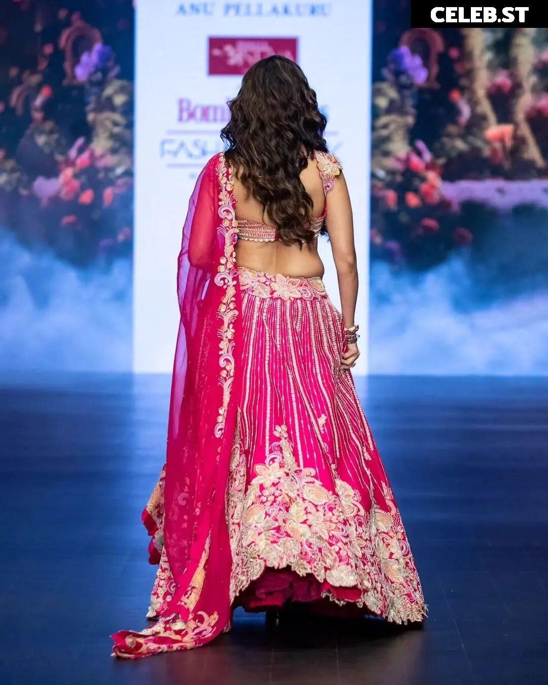 Mrunal Thakur Image 4396636