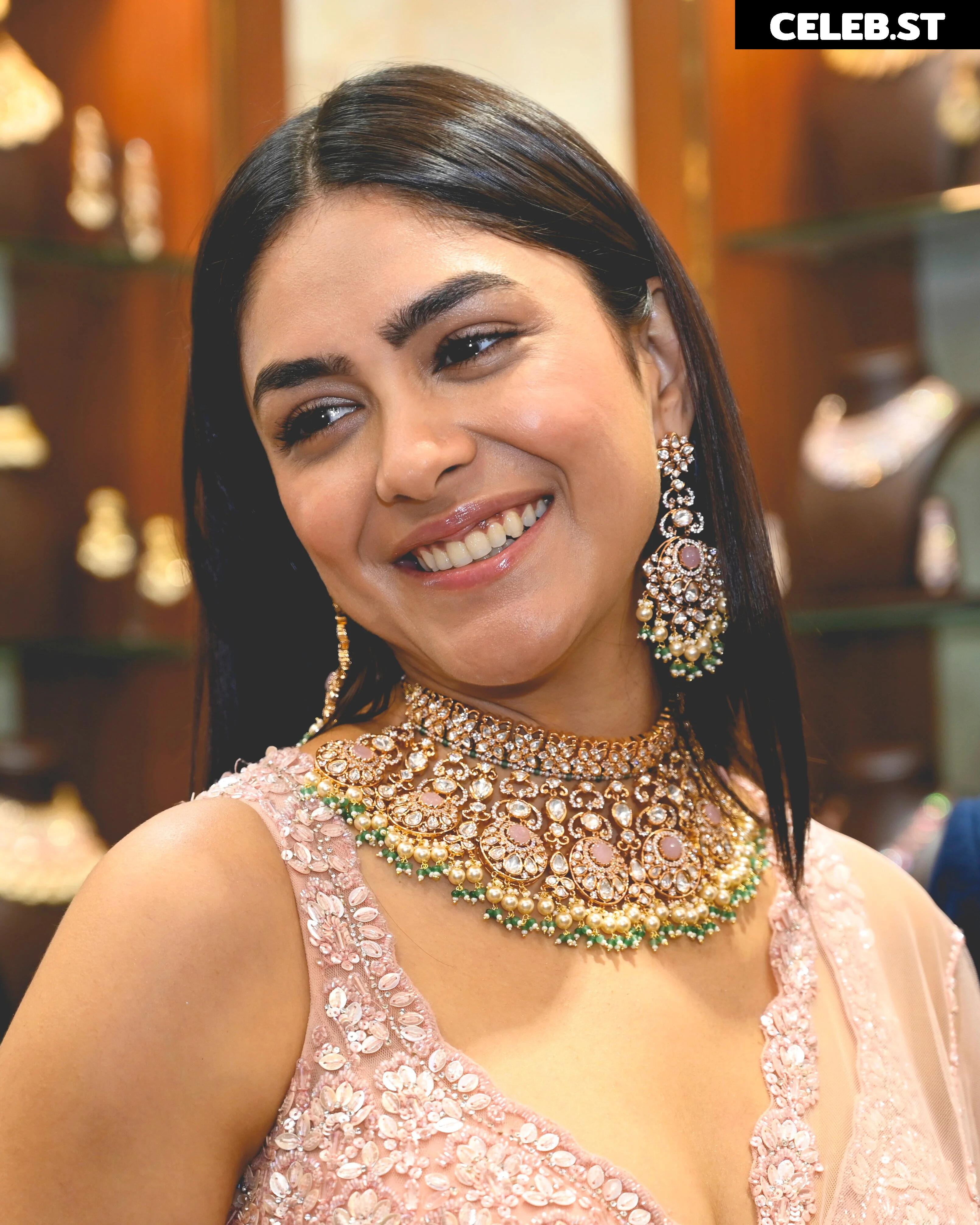 Mrunal Thakur Image 4397422