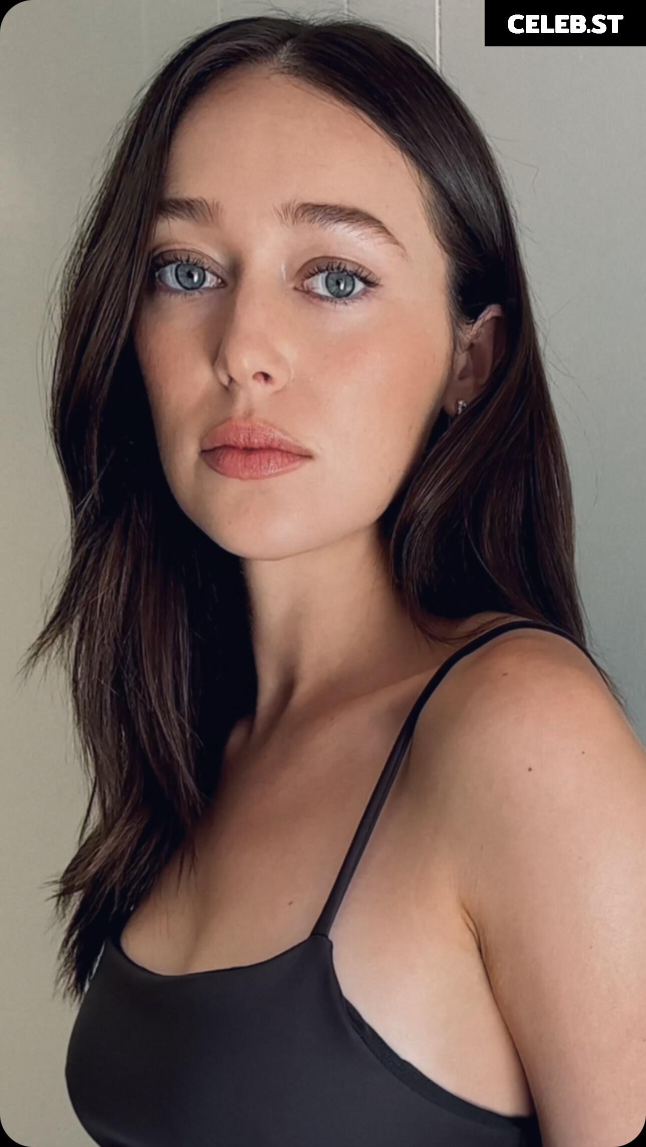 Alycia Debnam Carey Image 4397792