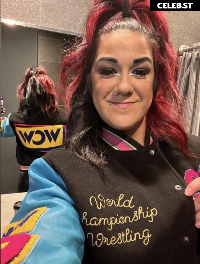 WWE Bayley / Davina Rose / Pamela Rose Martinez Image 4397320