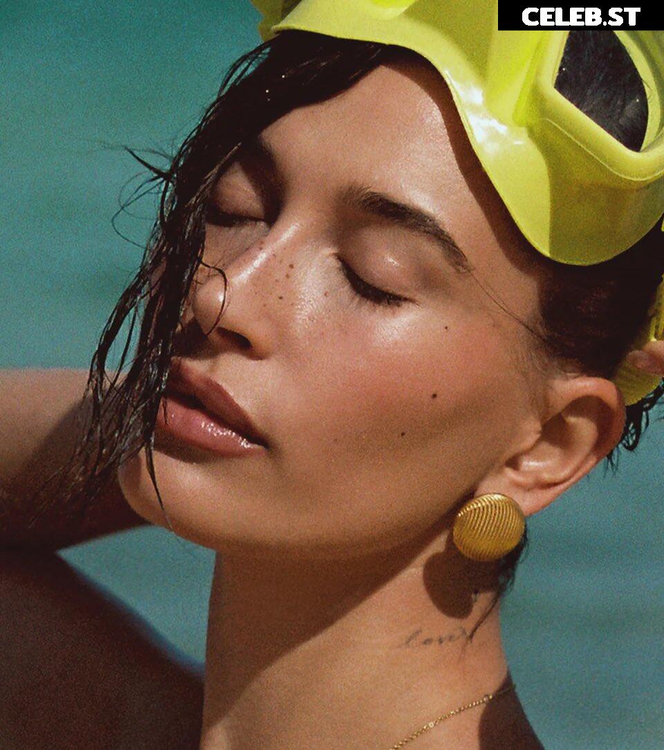 Hailey Baldwin Bieber Image 4394854