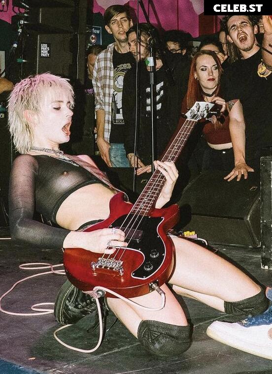Women of Metal Image 4394551